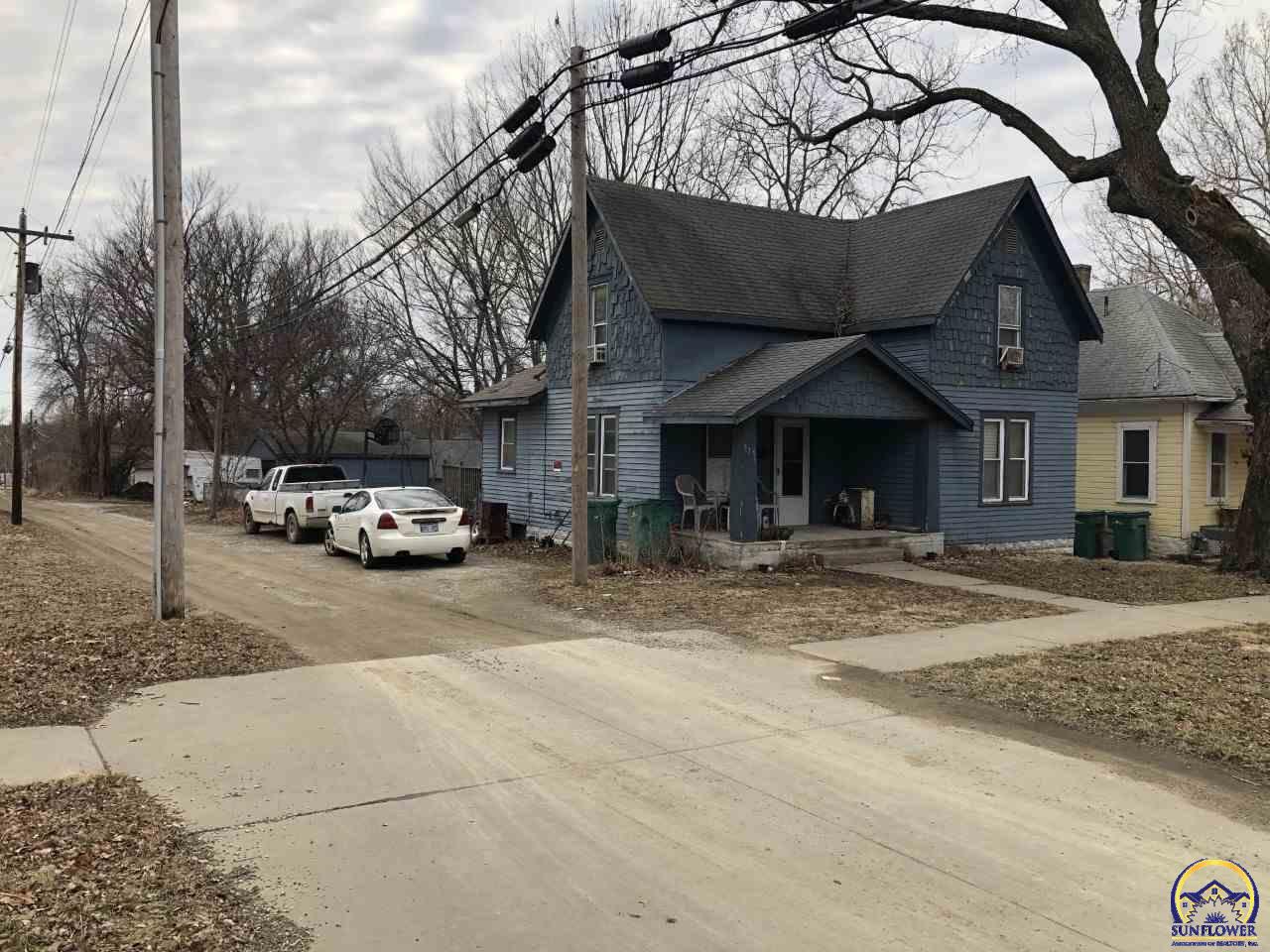 515 W 4th St, Holton, KS 66436 Kellerman Real Estate