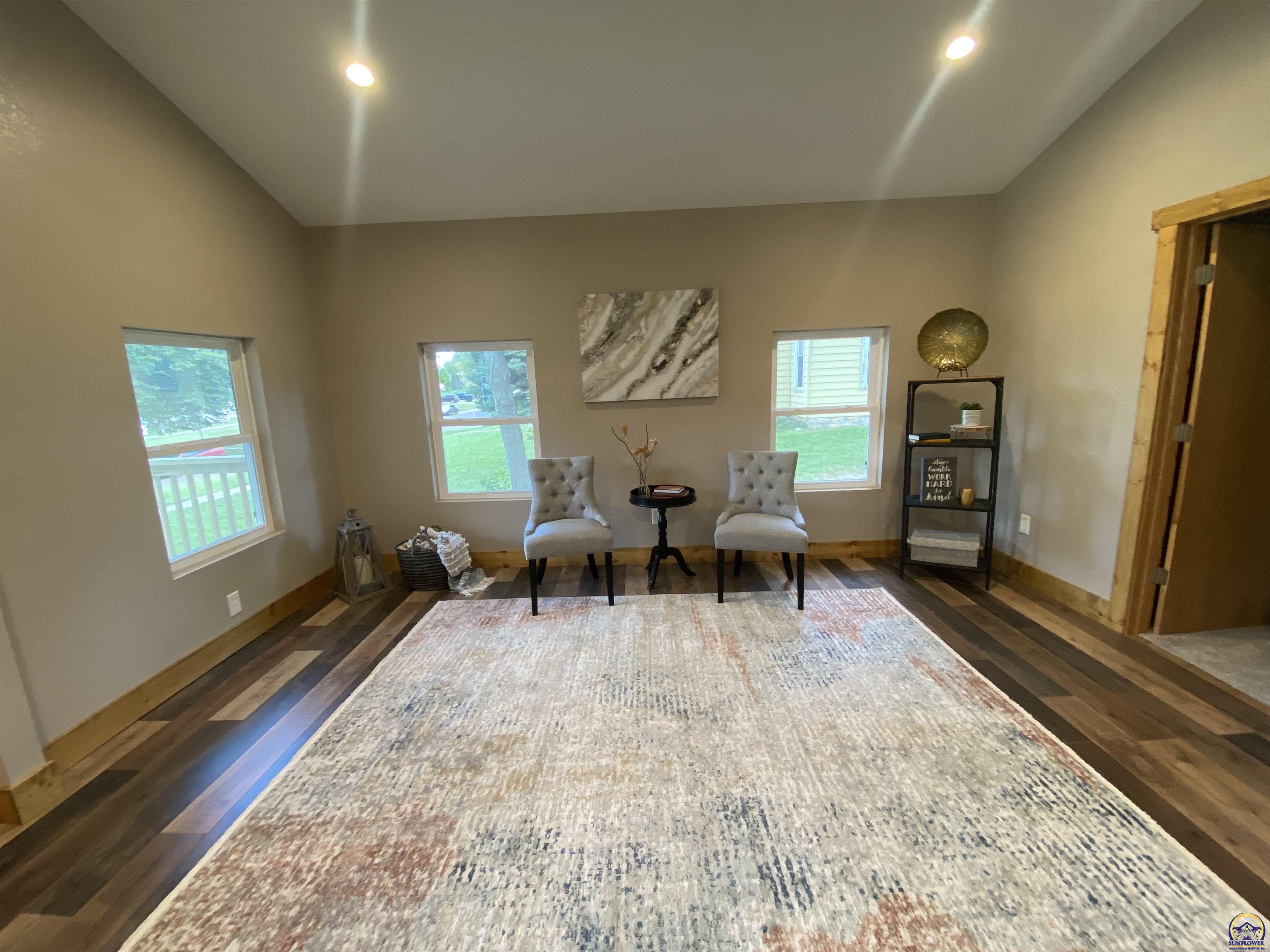 609 Ohio AVE, Holton, KS 66436 Kellerman Real Estate