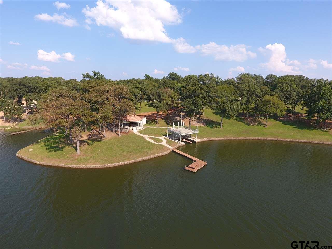 How do you find listings for lake properties in Texas?