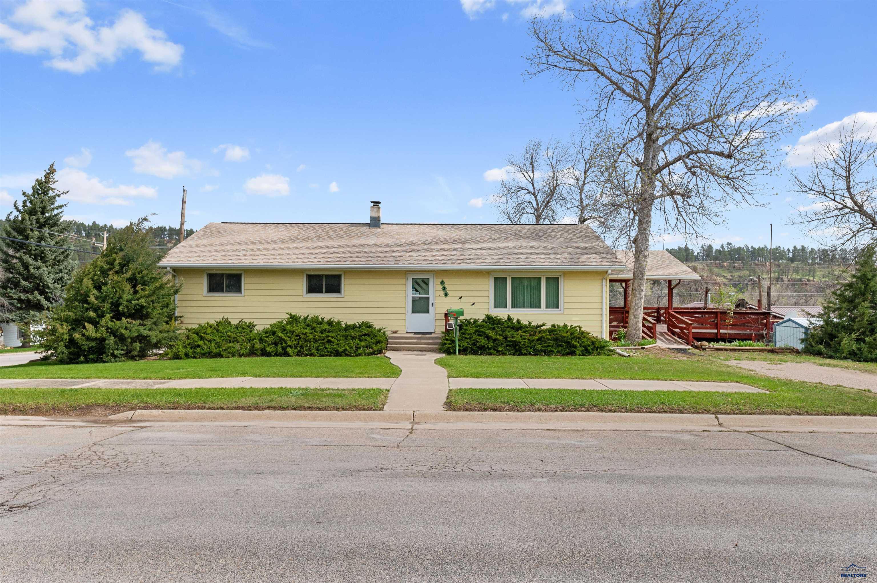 639 SHERMAN ST, STURGIS, SD 57785 Properties Unlimited Realty