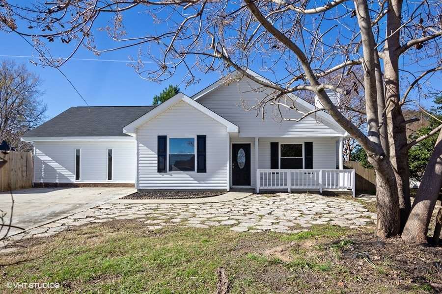 Homes for Sale in Centerville GA Under 150K