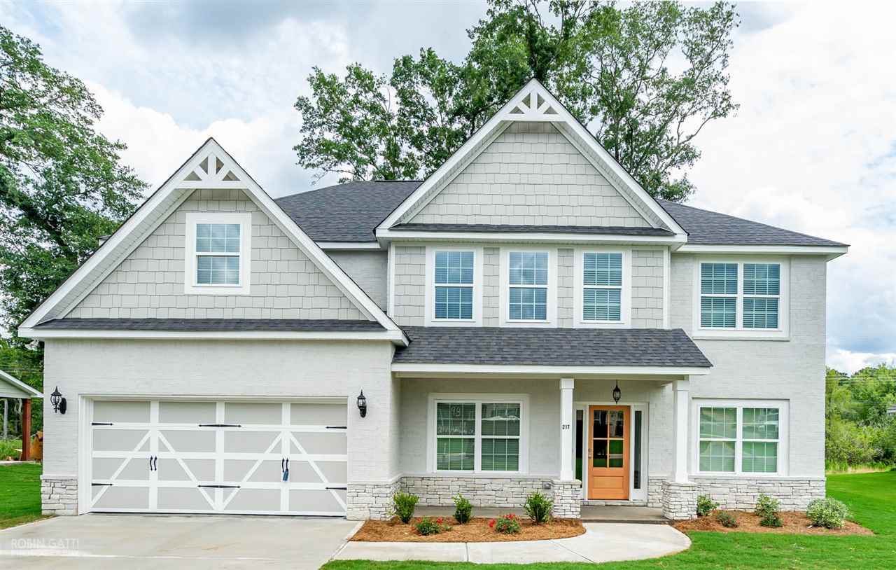 Homes for Sale in Kathleen GA Under 300K