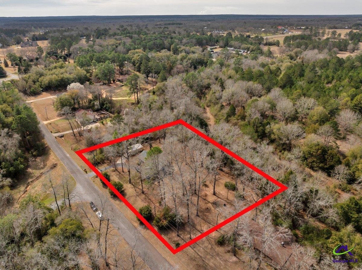 107 Oak Lake