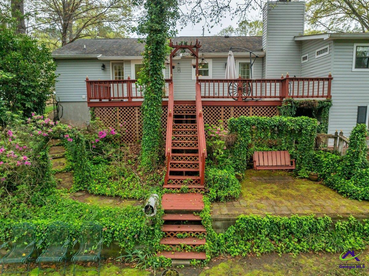 215 Dogwood Glen Drive