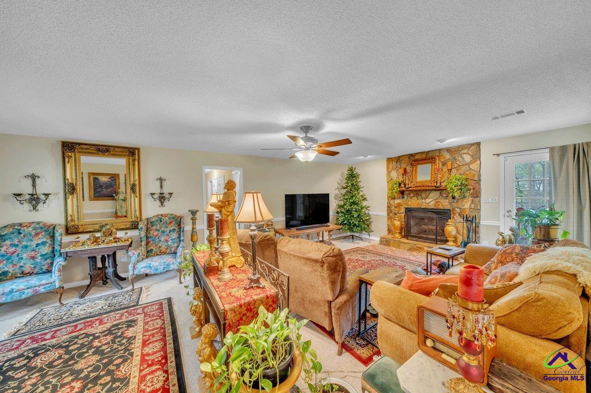 215 Dogwood Glen Drive