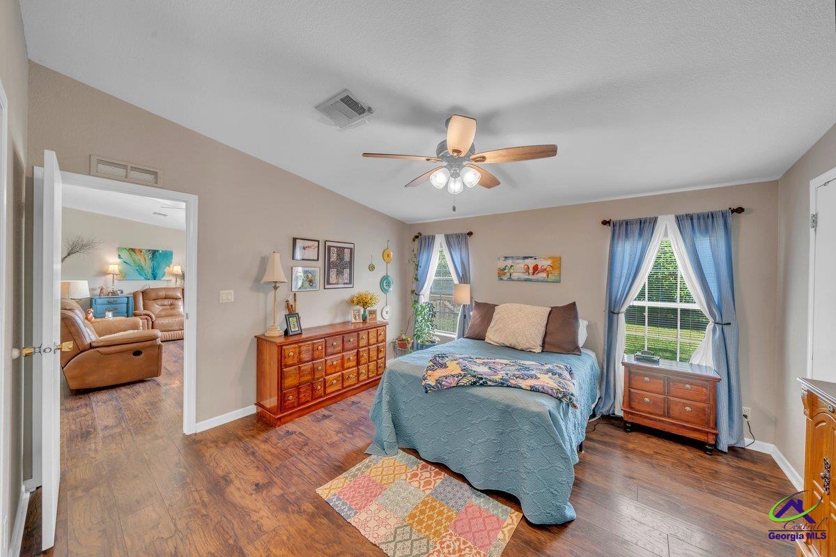 387 Old Vienna Rd.