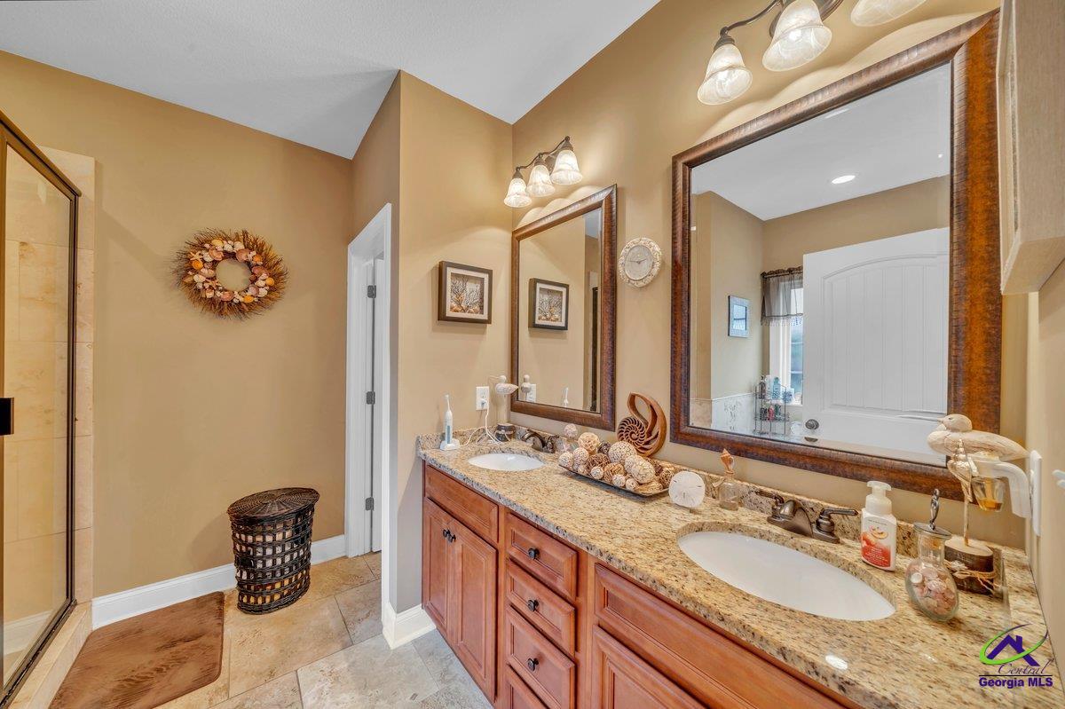 404 Hunts Landing