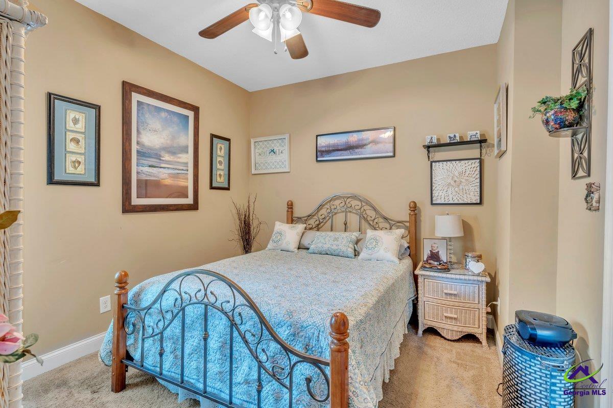 404 Hunts Landing