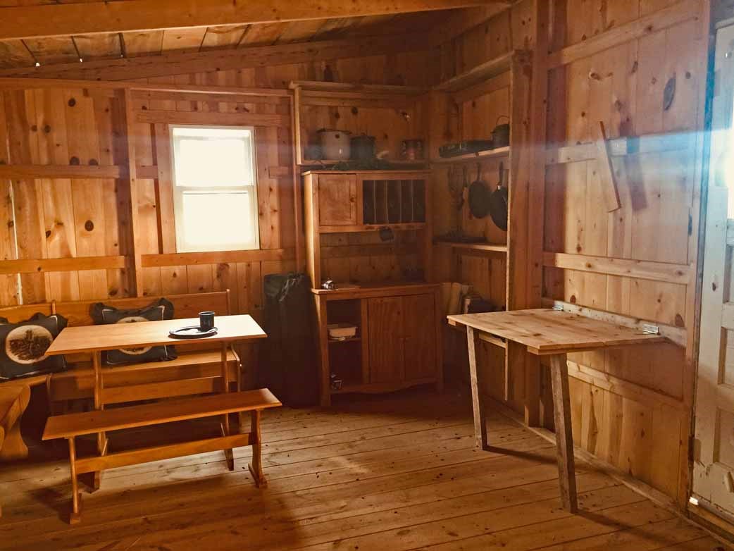 Dry cabin