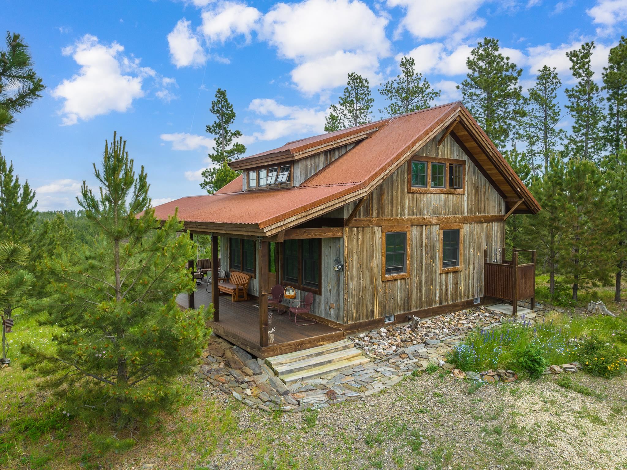 11621 Divide Road, Hill City, SD 57745