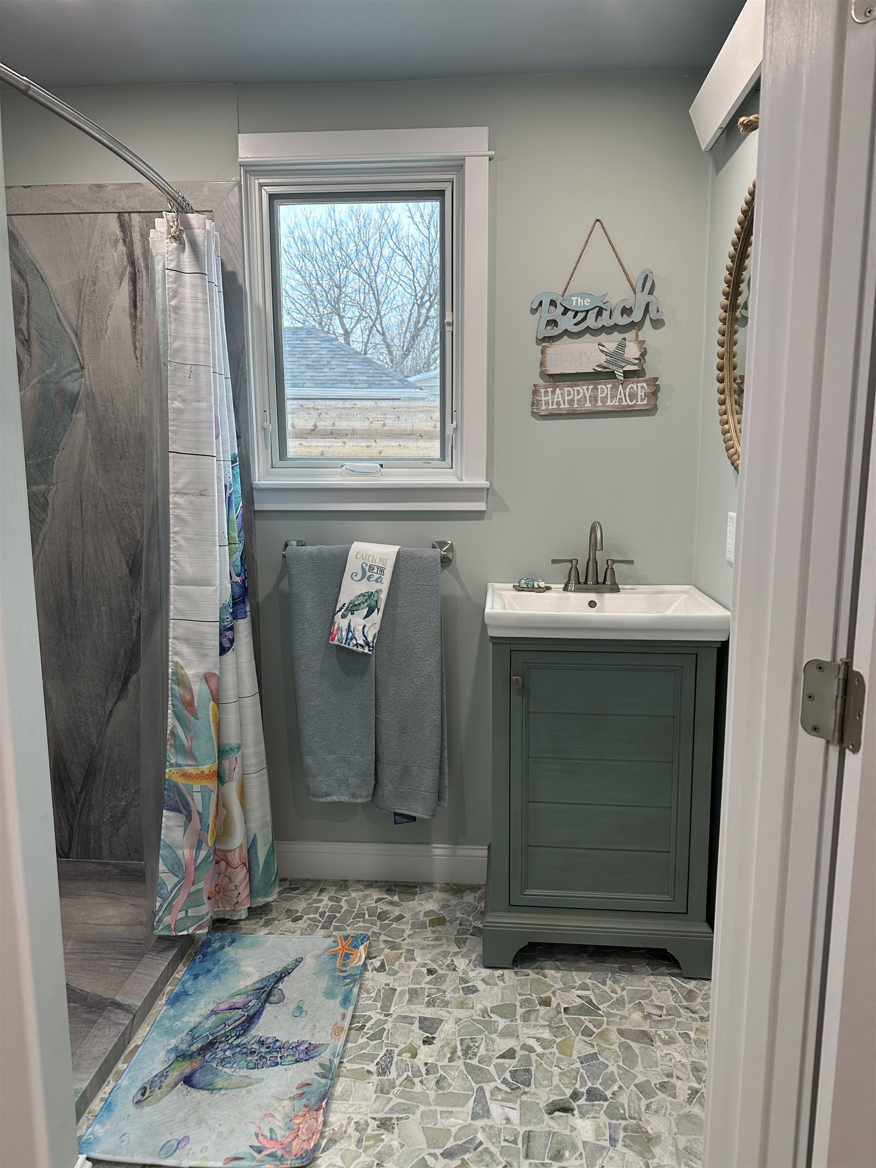 Main Floor Bathroom