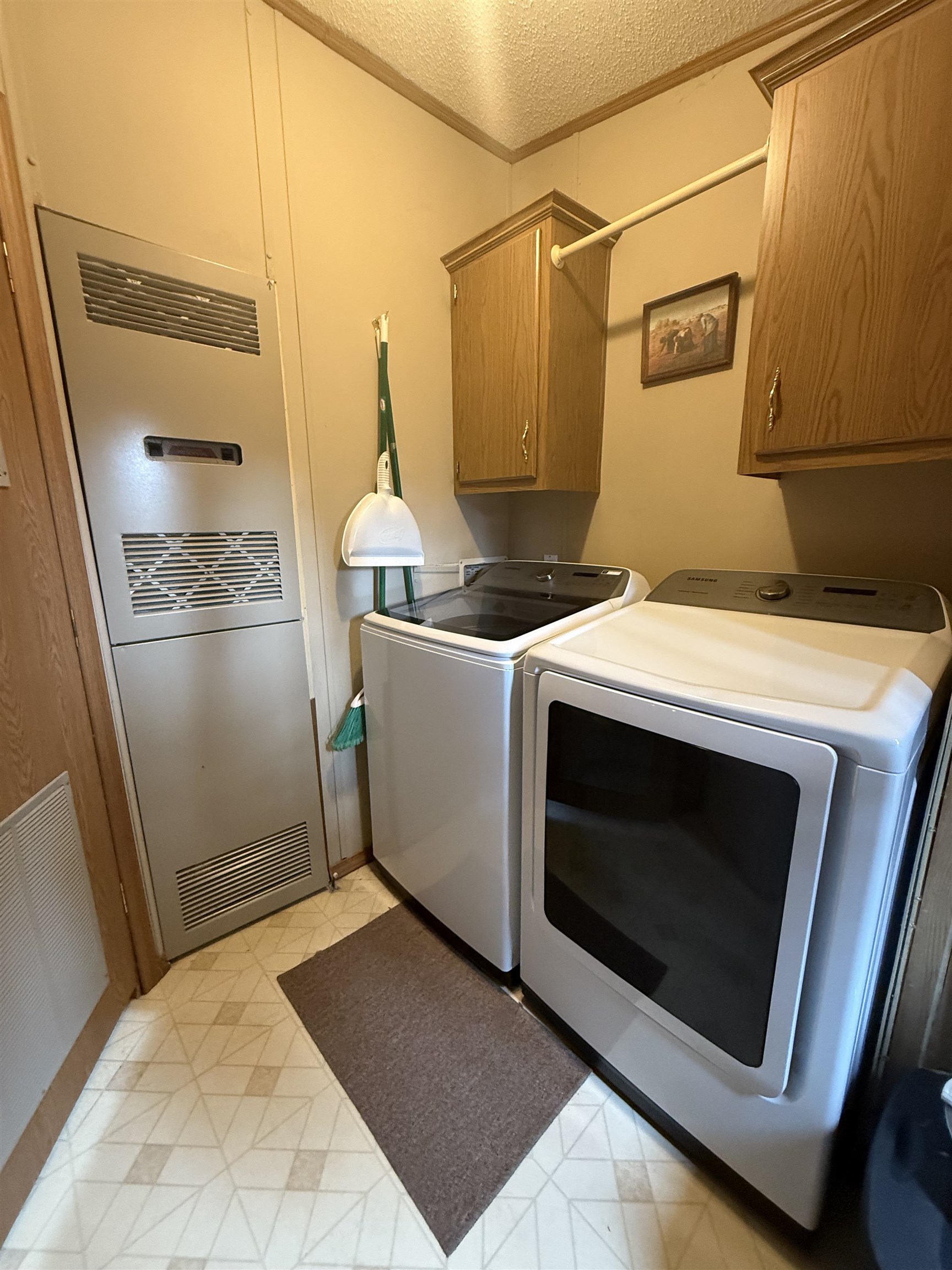 Washer and dryer room