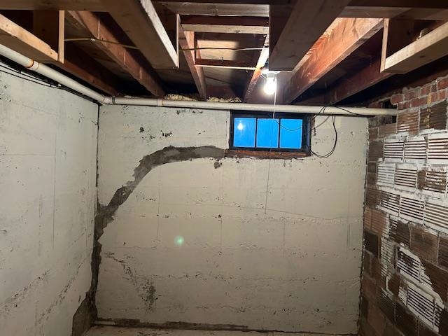 SE Corner Basement