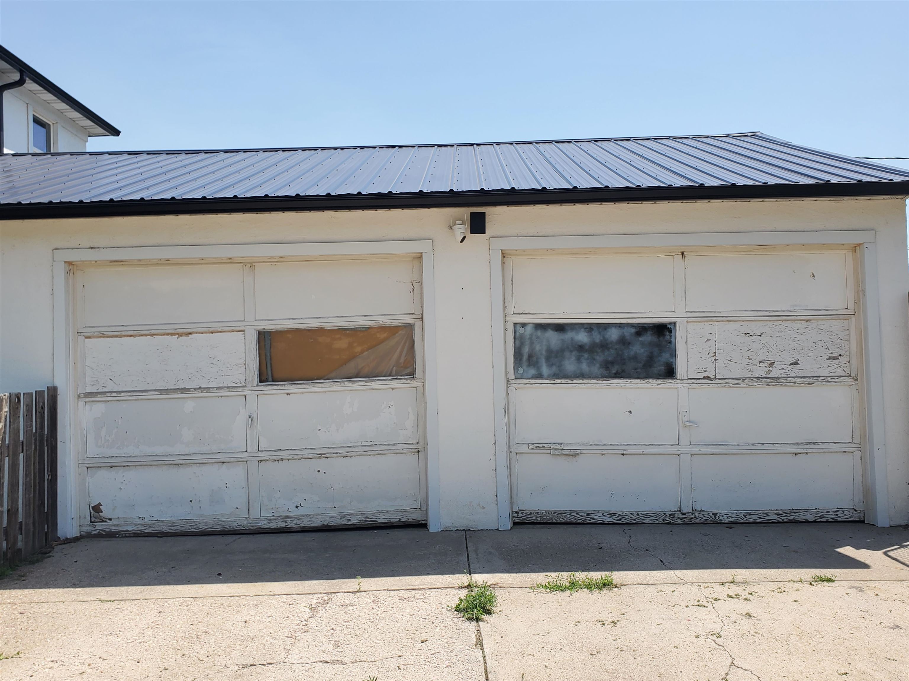 2 Car Attached Garage