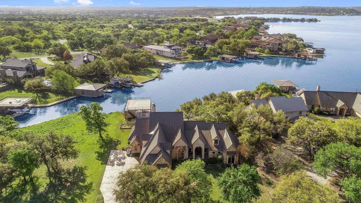 311 Wilderness Drive W Marble Falls Tx 78654