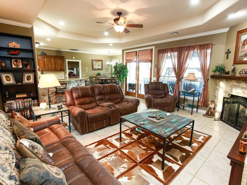 850 Las Vistas Rd