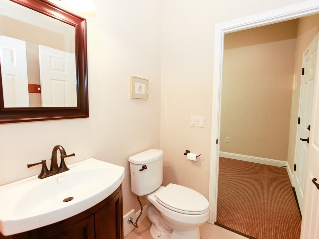 901 Chisholm Trail