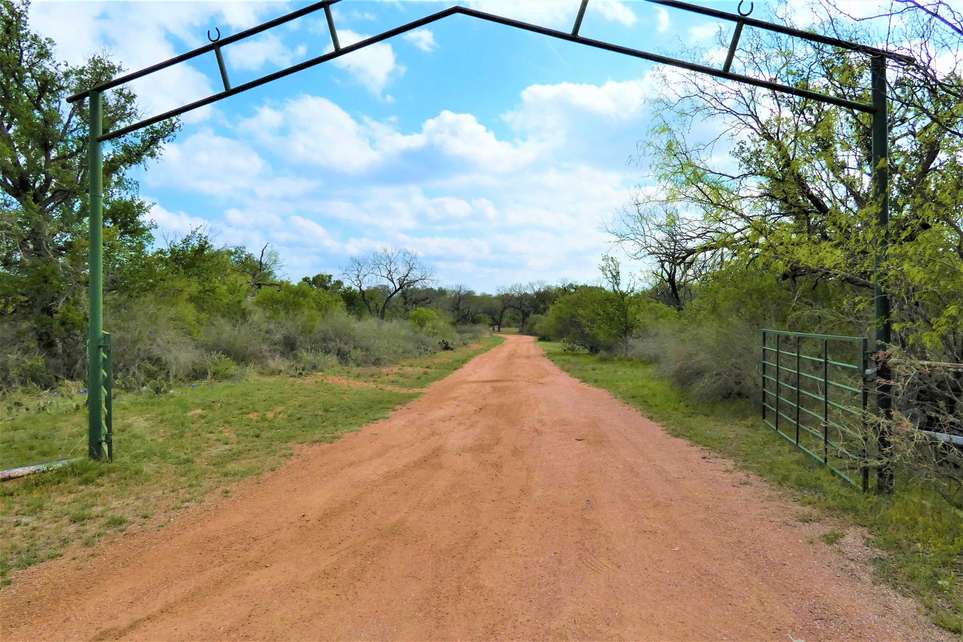 307 River Park Drive, Llano, TX 78643