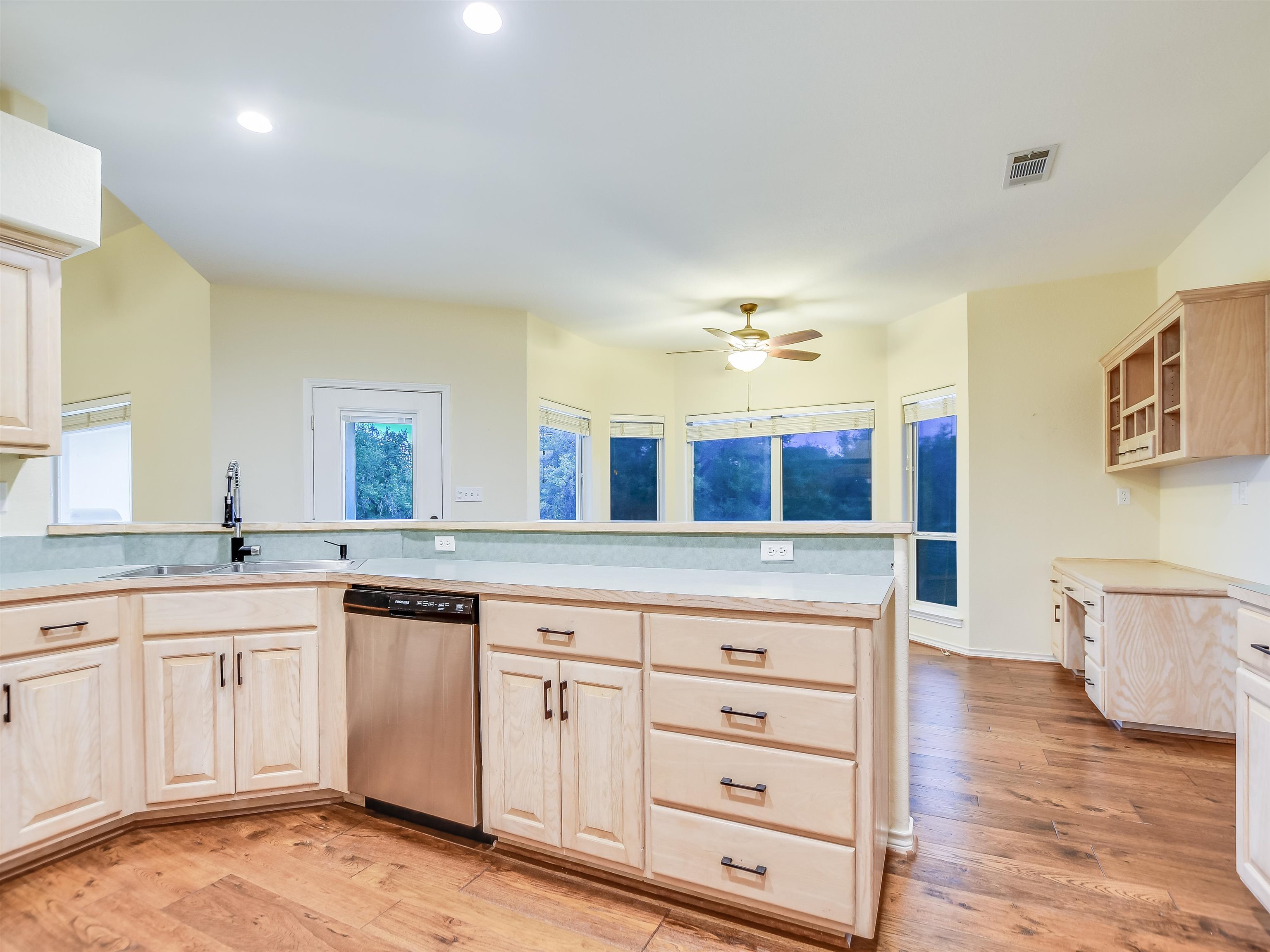 3104-B Bay West Blvd