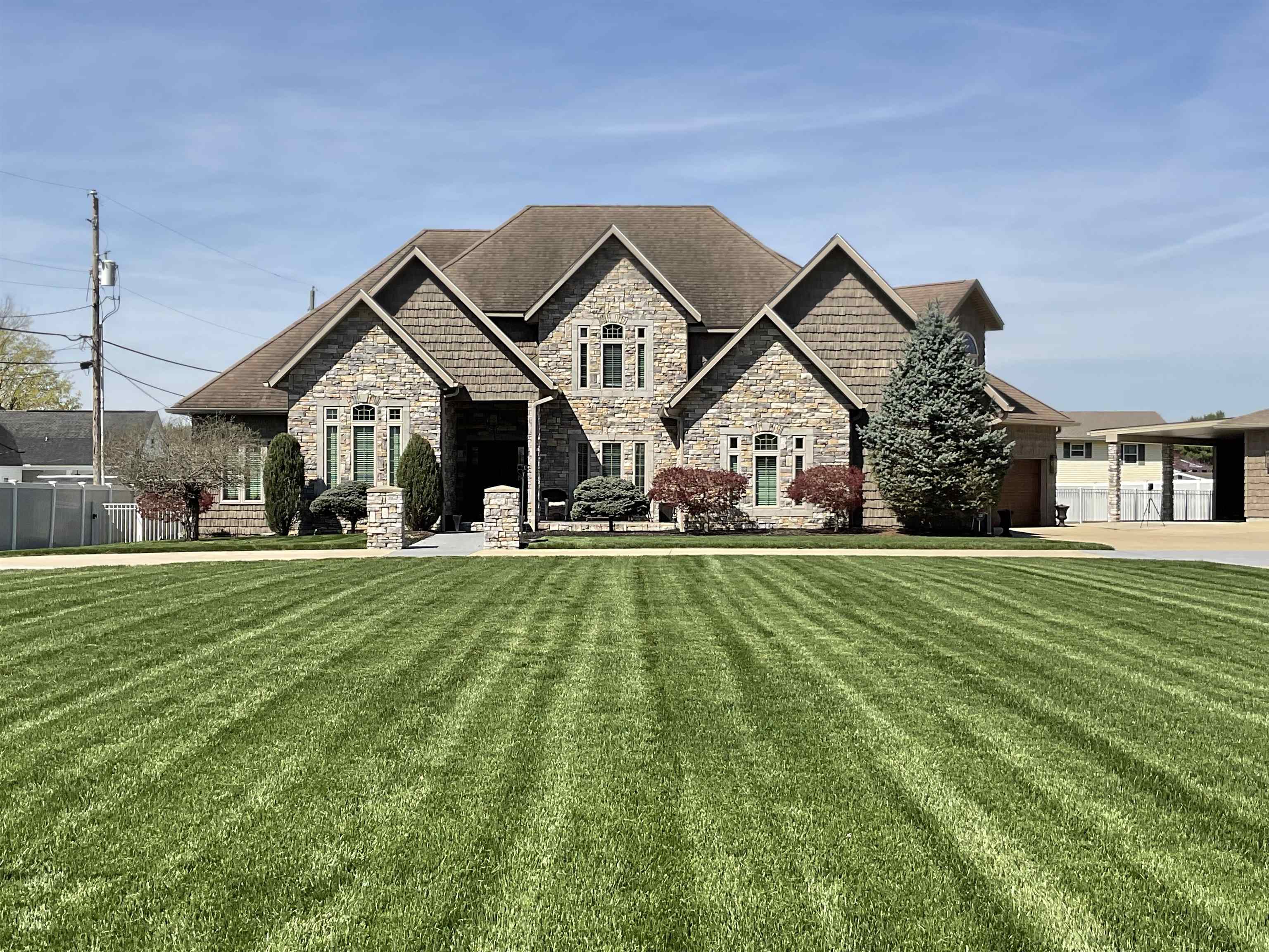 807 N KENOVA, SOUTH POINT, OH 45680 Bunch Real Estate