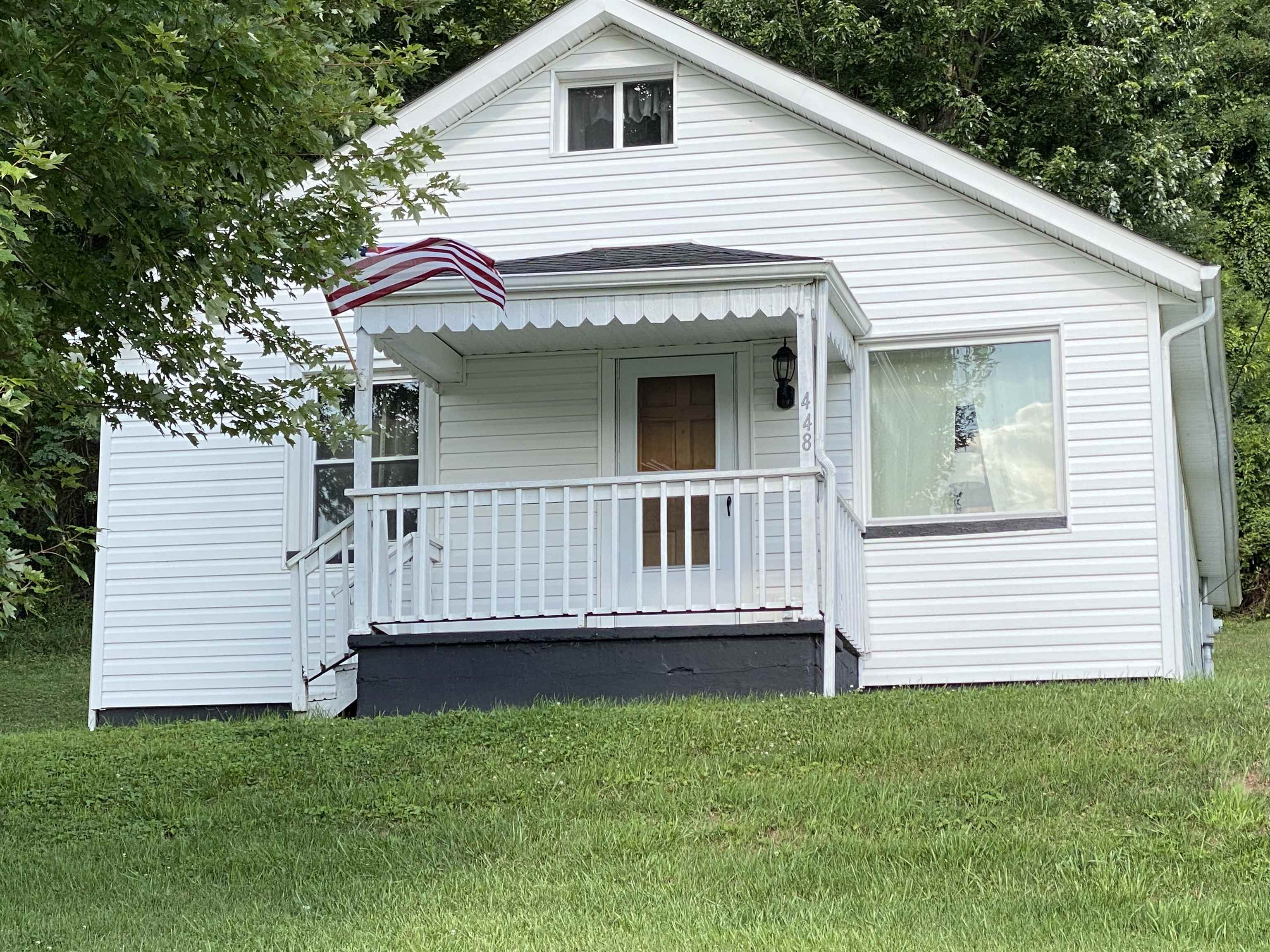 448 Sanns Drive, Lesage, WV 25537