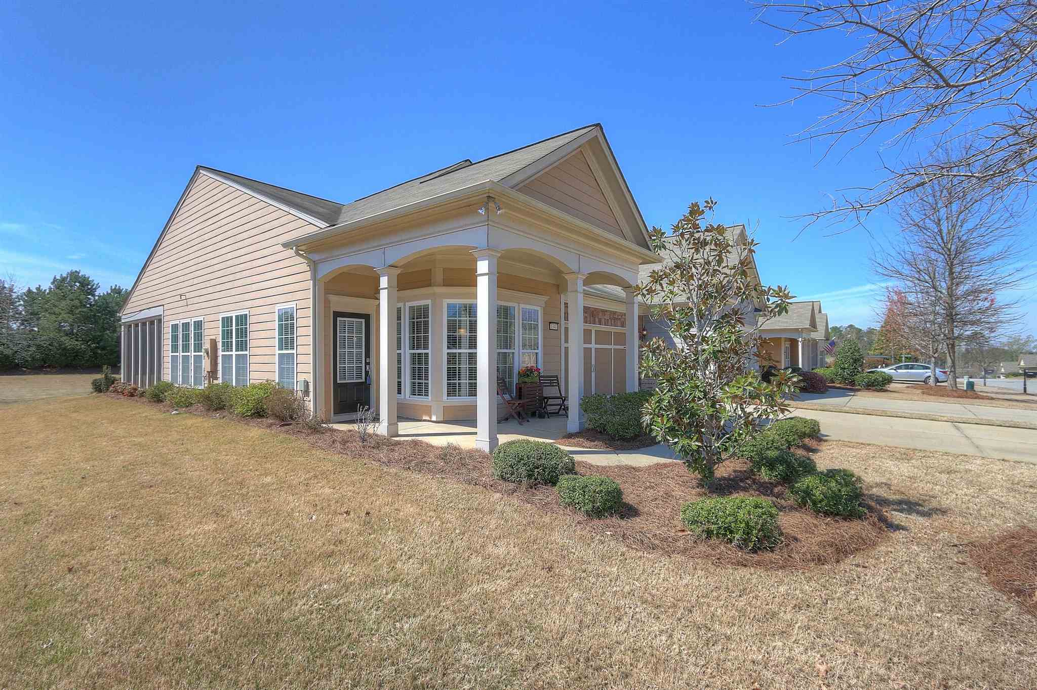 Available real estate Del b at Lake Oconee