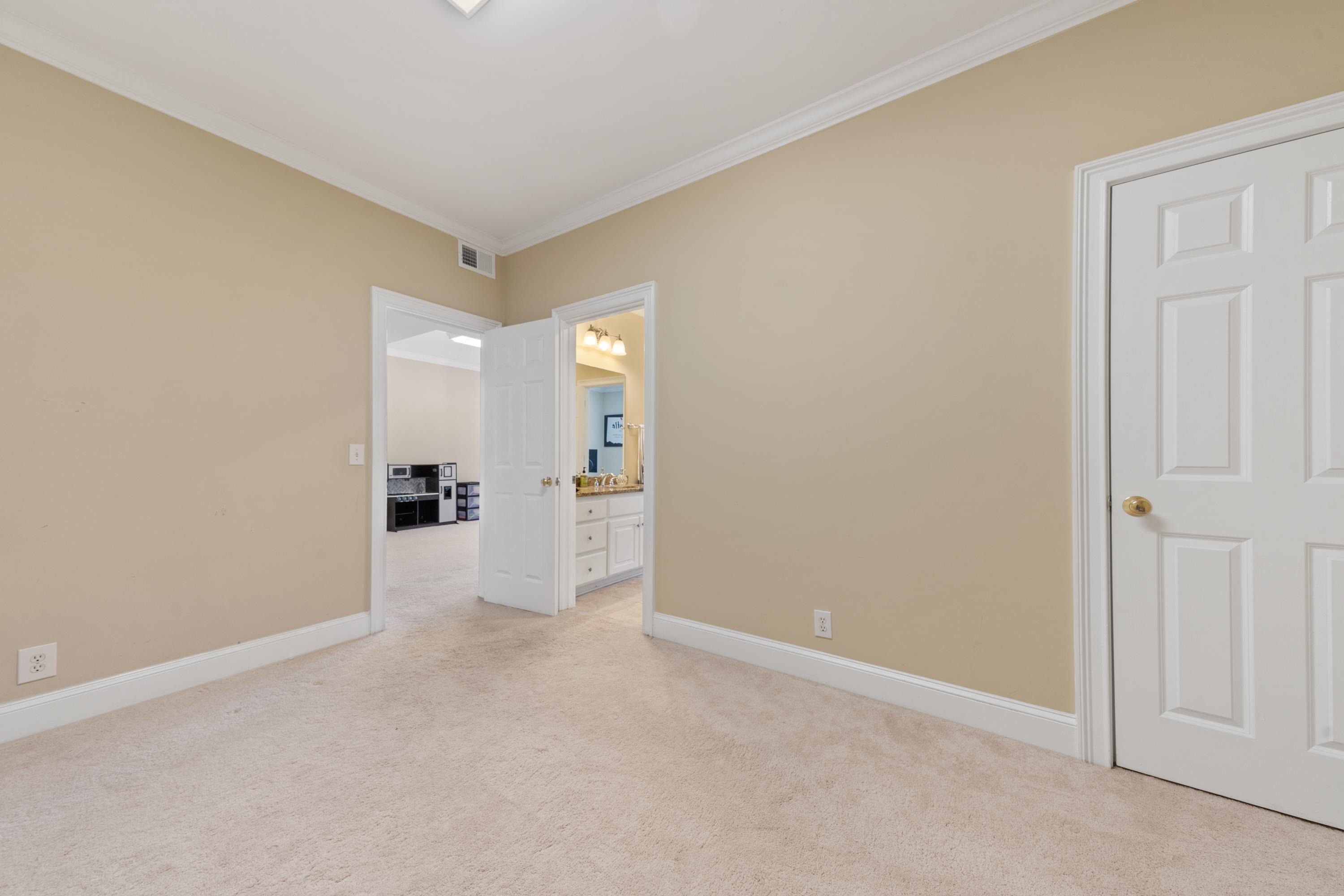 1050 CRACKERS NECK ROAD Reynolds Lake Oconee