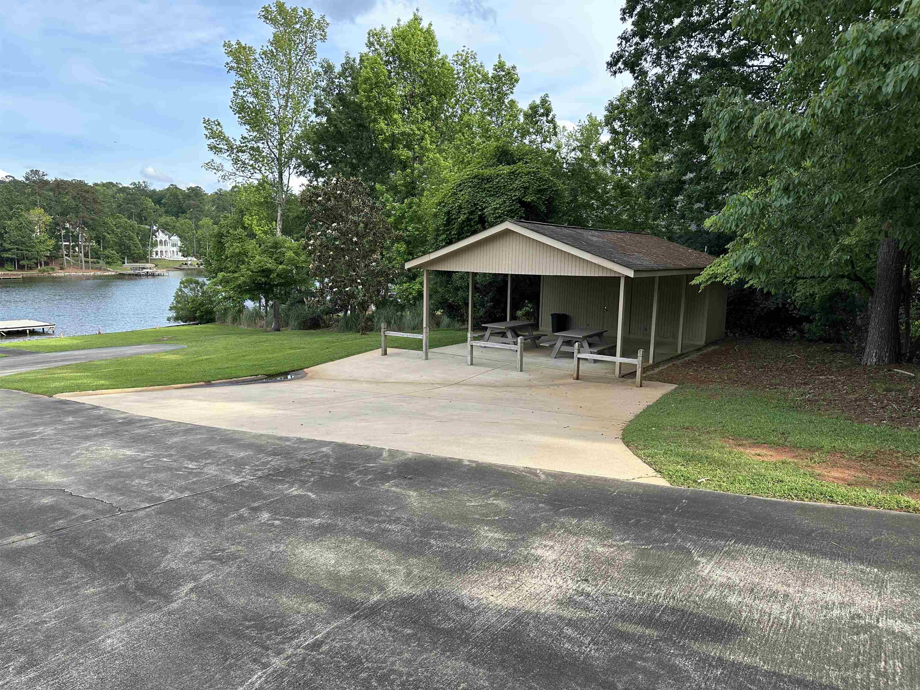 2391 Cherokee Drive Reynolds Lake Oconee