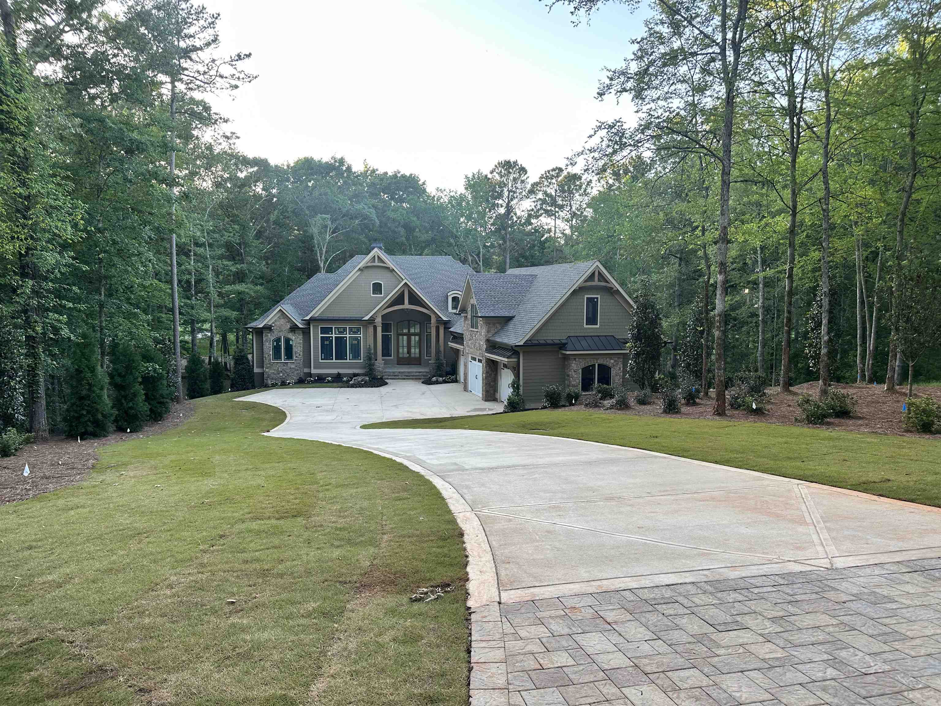 1140 FOX BEND image 2