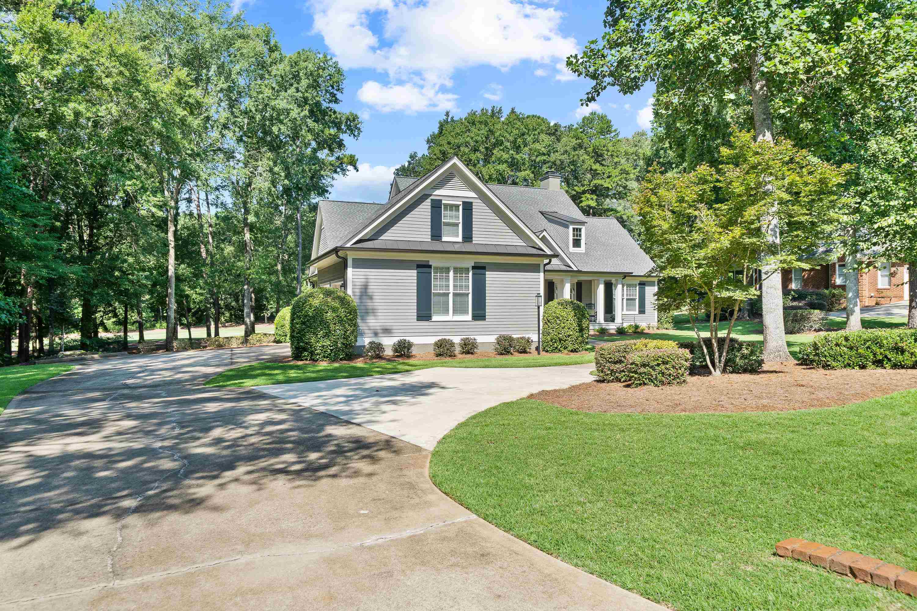 108 CAMAK PLACE image 3