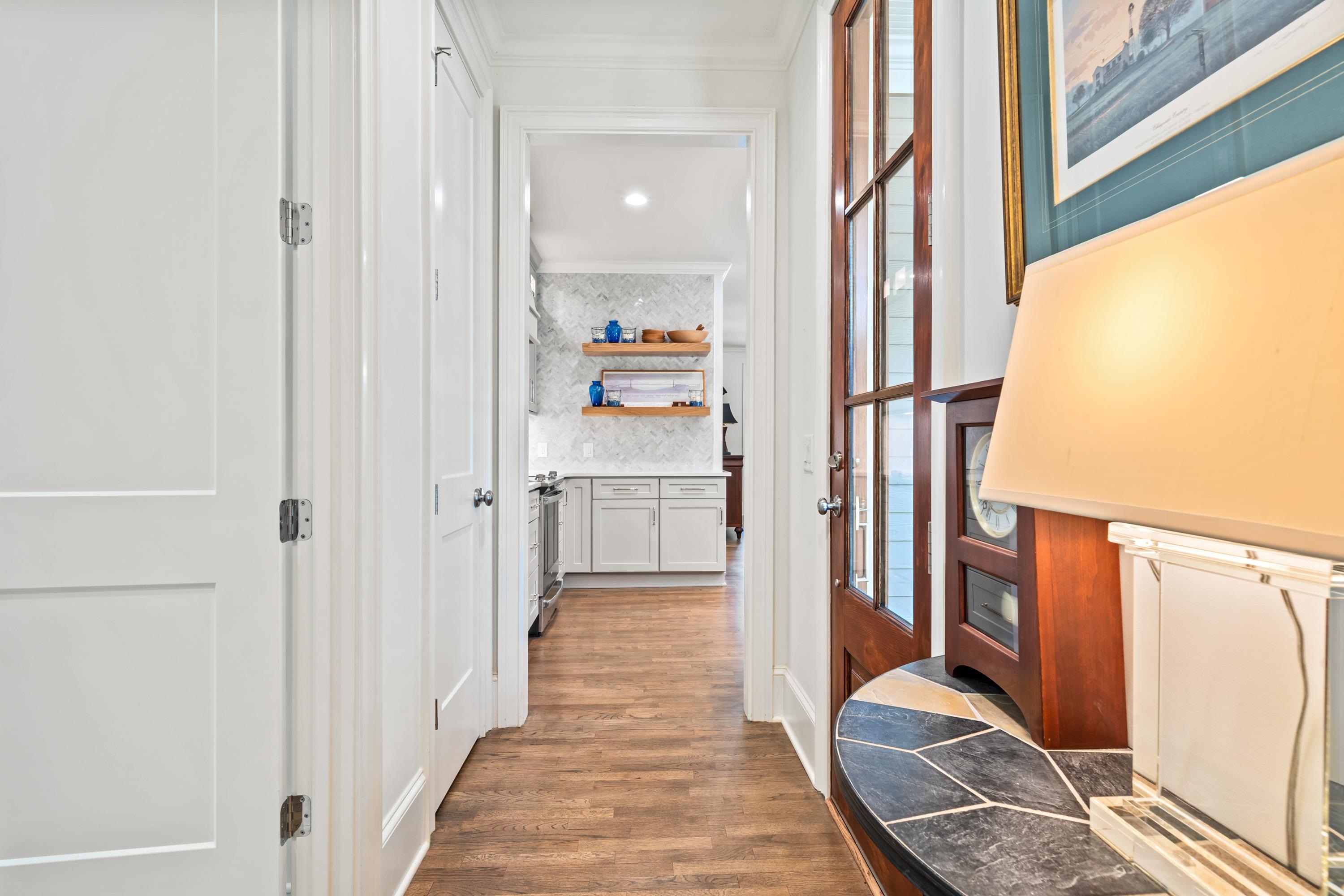 108 CAMAK PLACE image 29