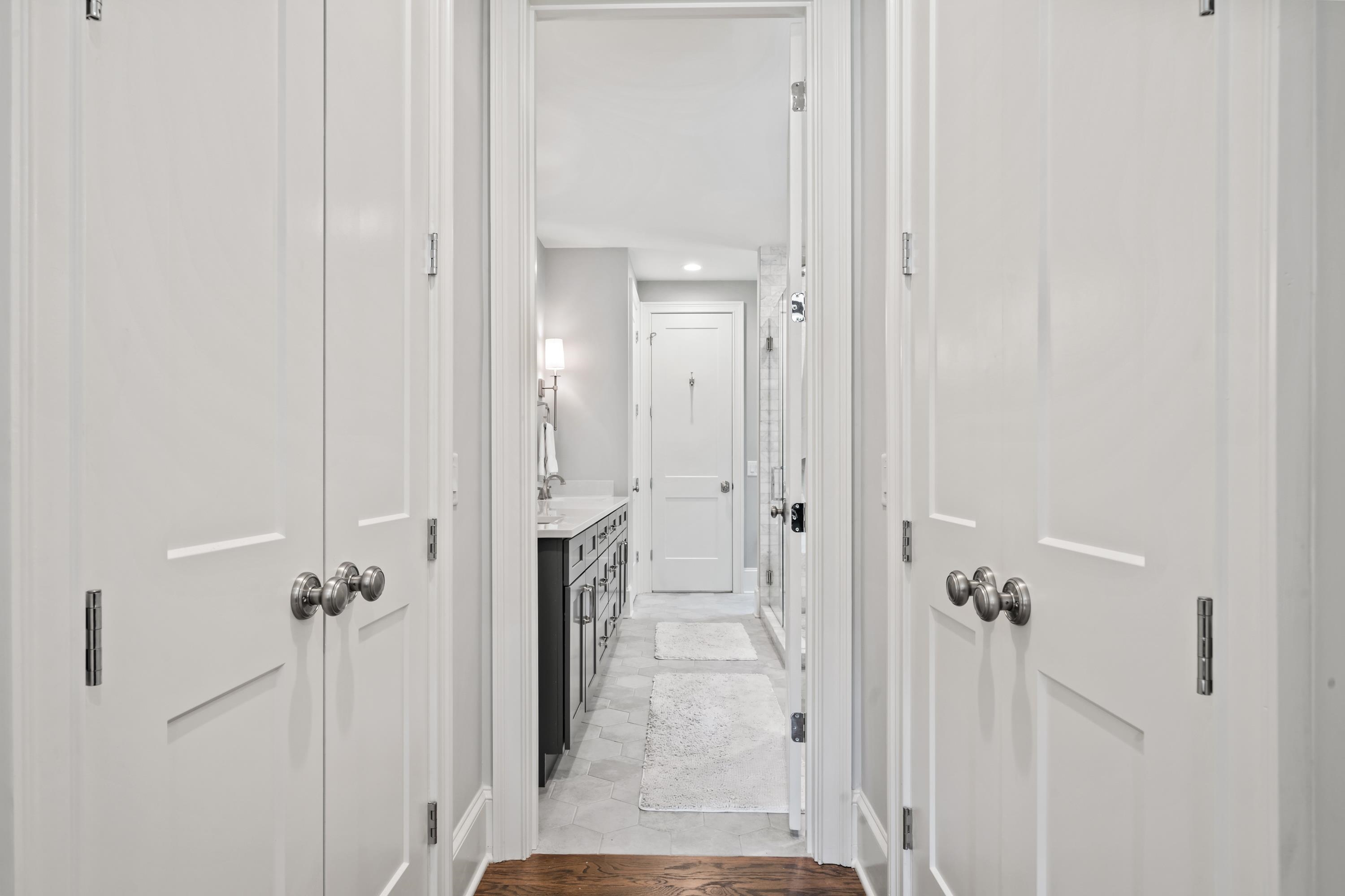 108 CAMAK PLACE image 34