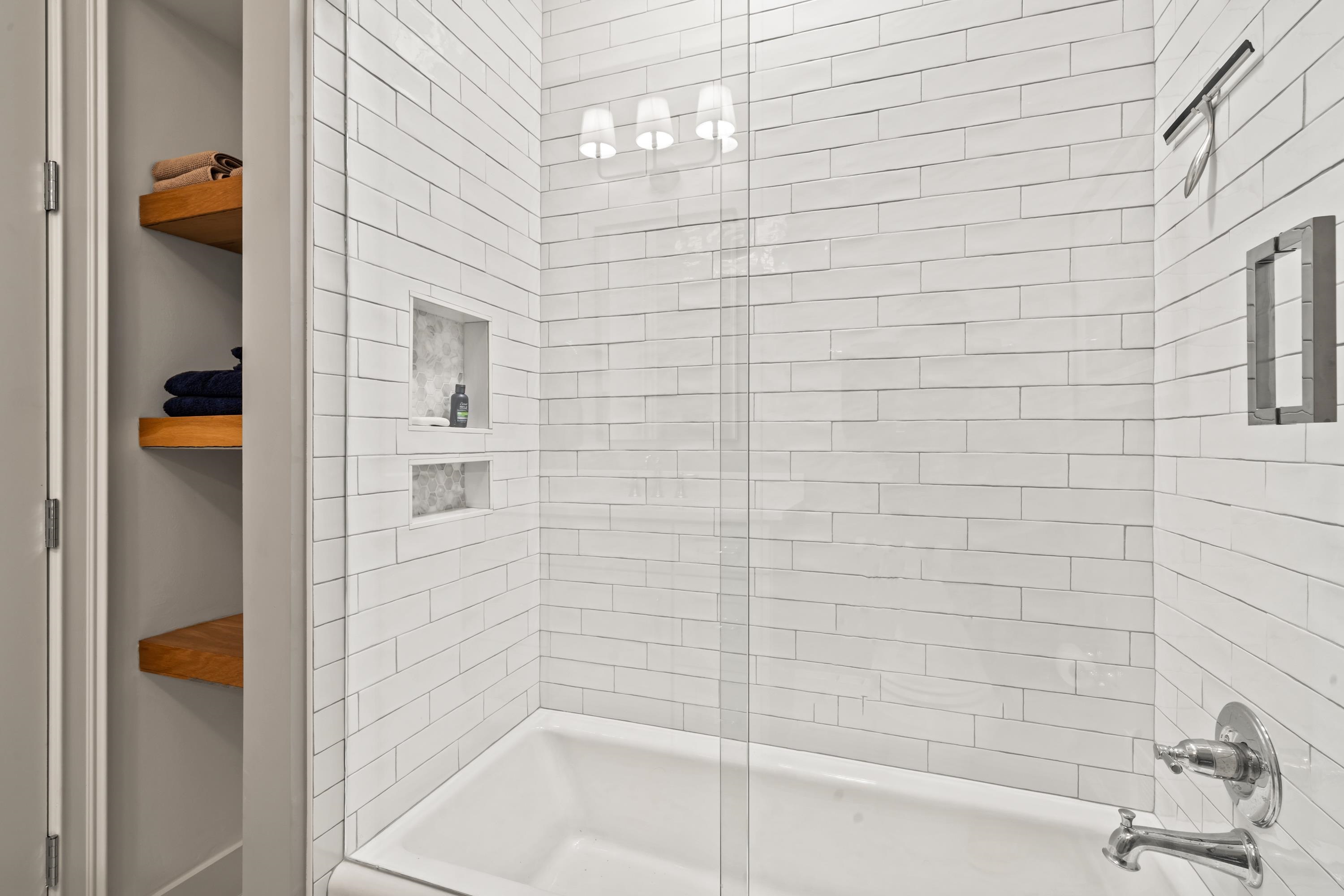 108 CAMAK PLACE image 44