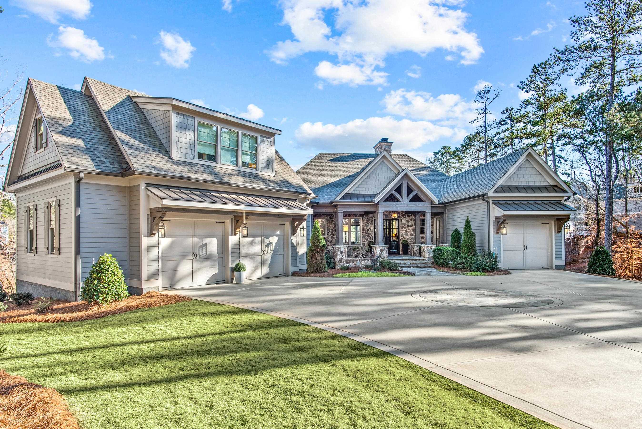 1051 LIBERTY BLUFF LANE image 3