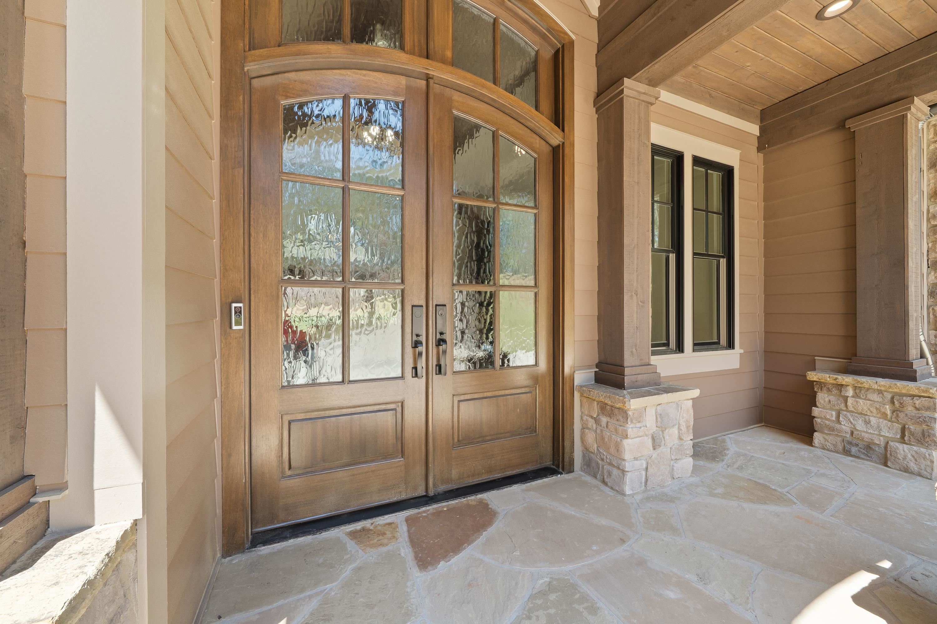 1120 FOX BEND image 2