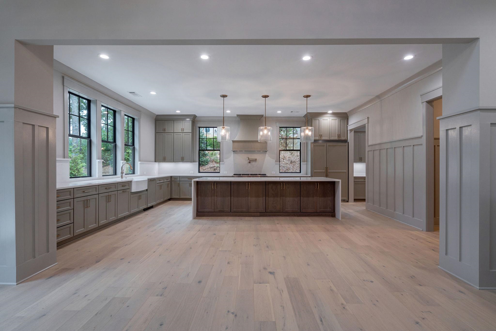 1010 MONFORT COURT image 23