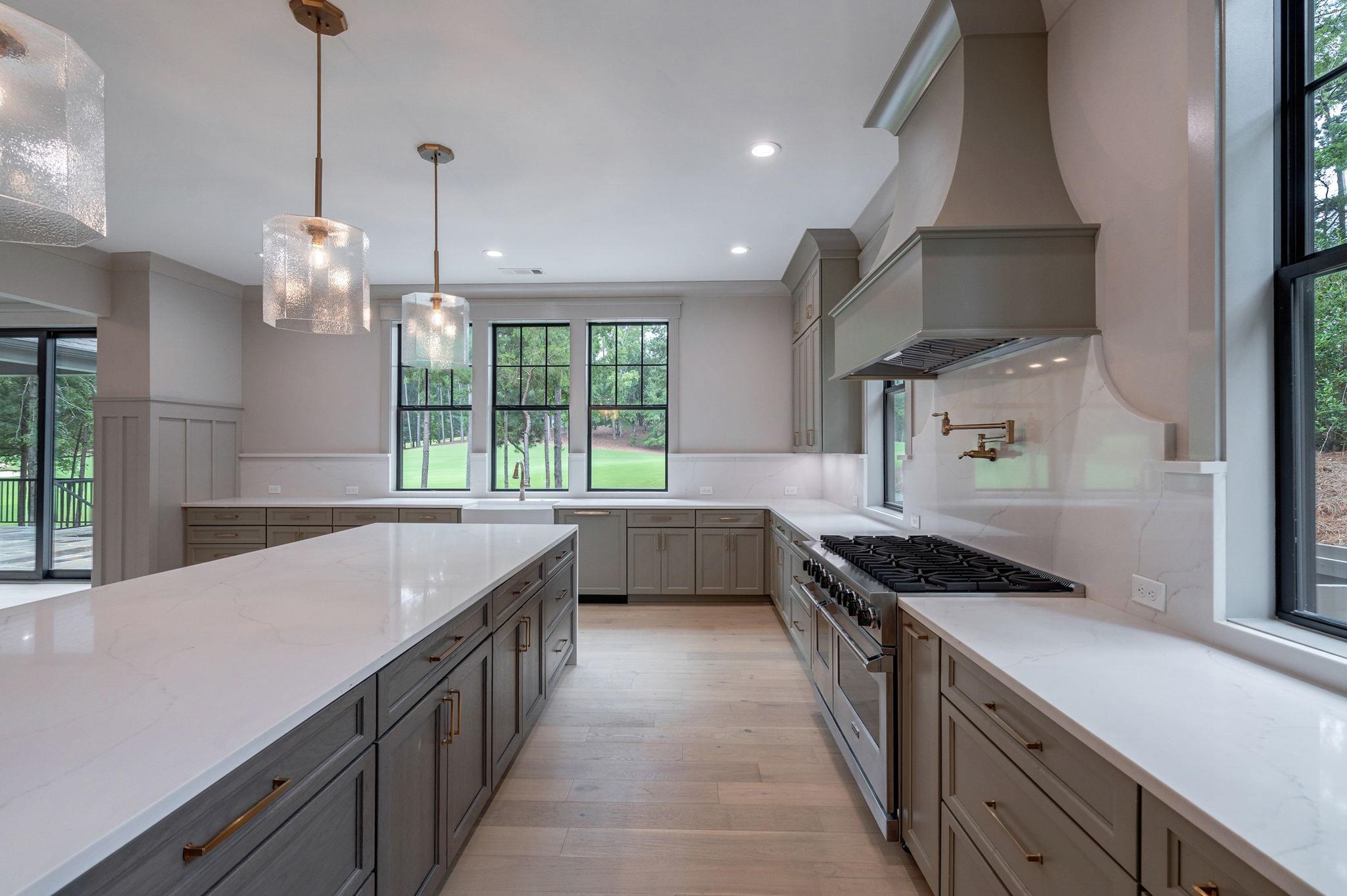 1010 MONFORT COURT image 25