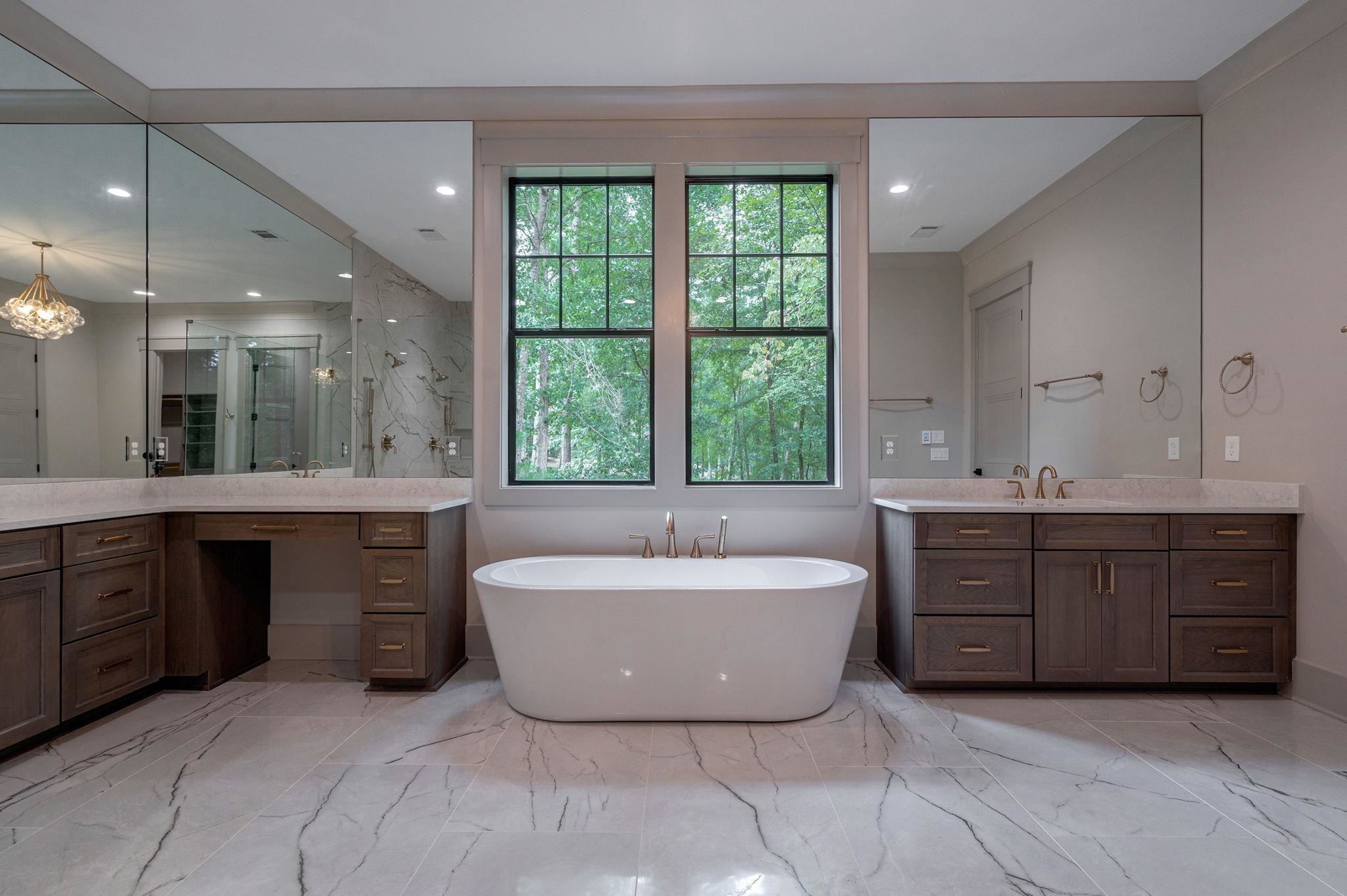 1010 MONFORT COURT image 35