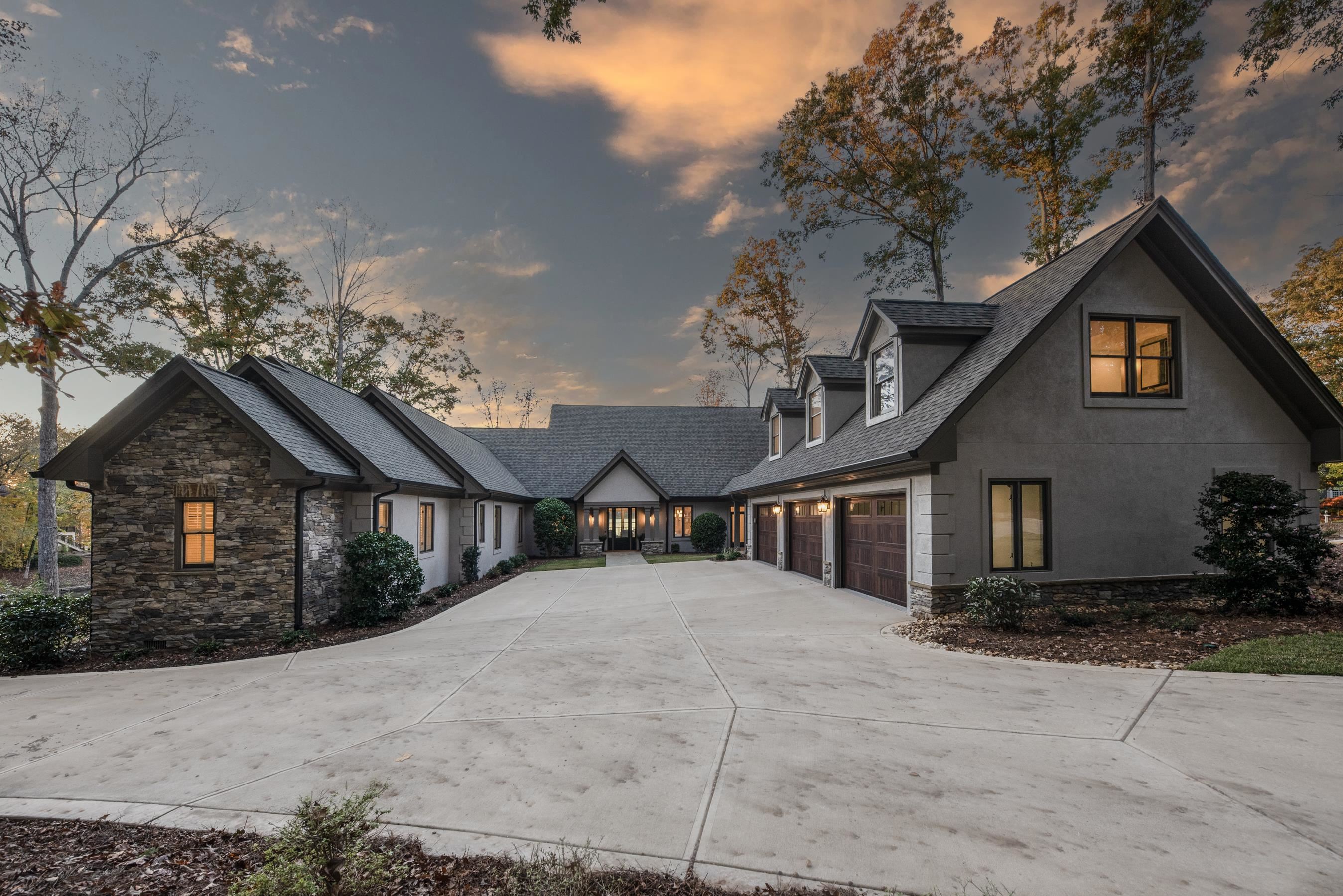 117 WEST VIEW WAY image 2