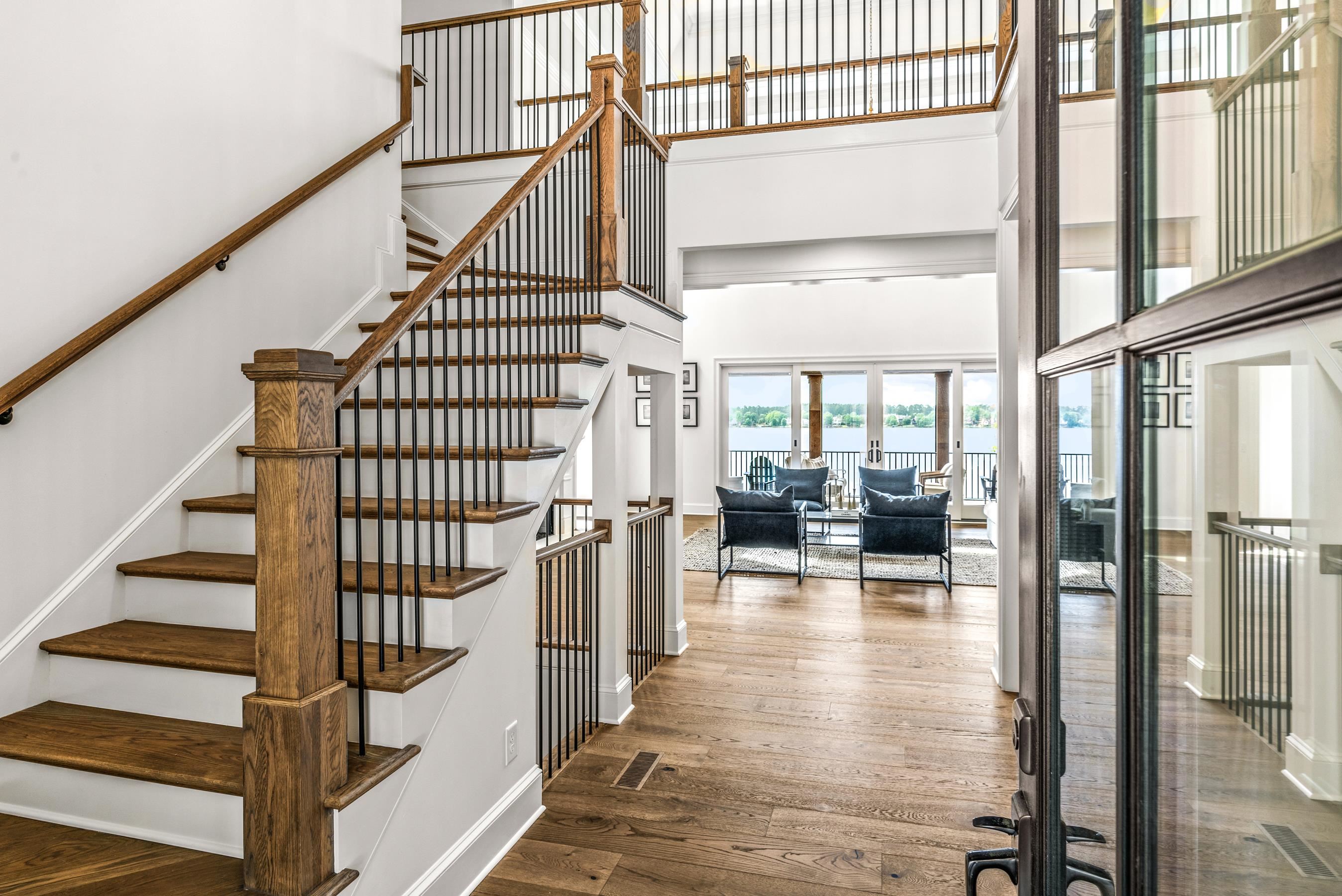 117 WEST VIEW WAY image 14