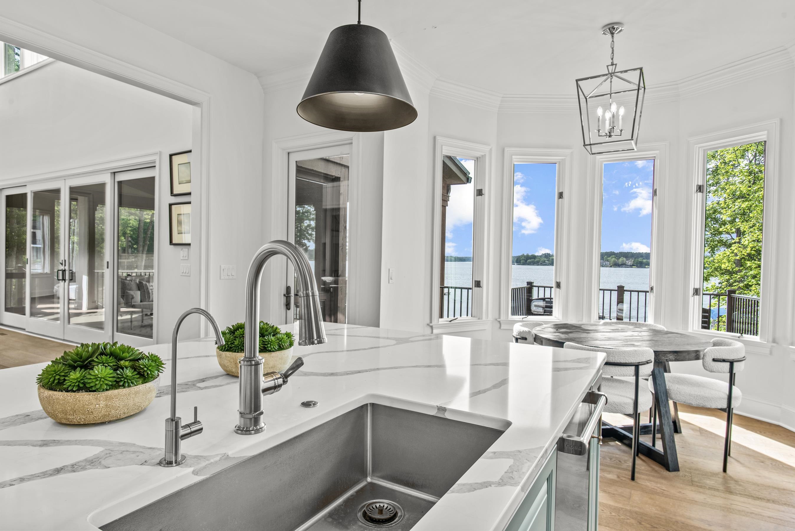 117 WEST VIEW WAY image 29