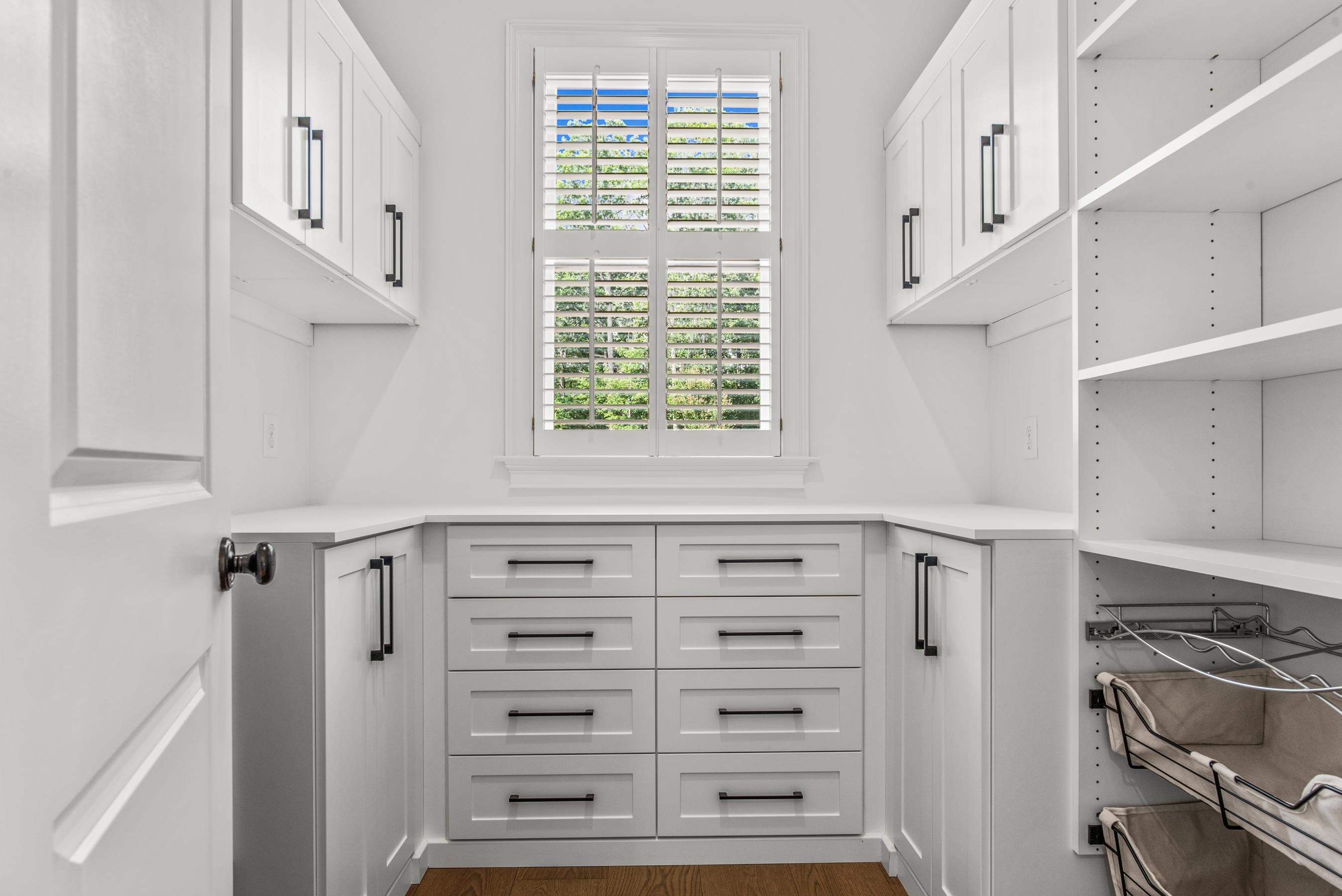 117 WEST VIEW WAY image 31