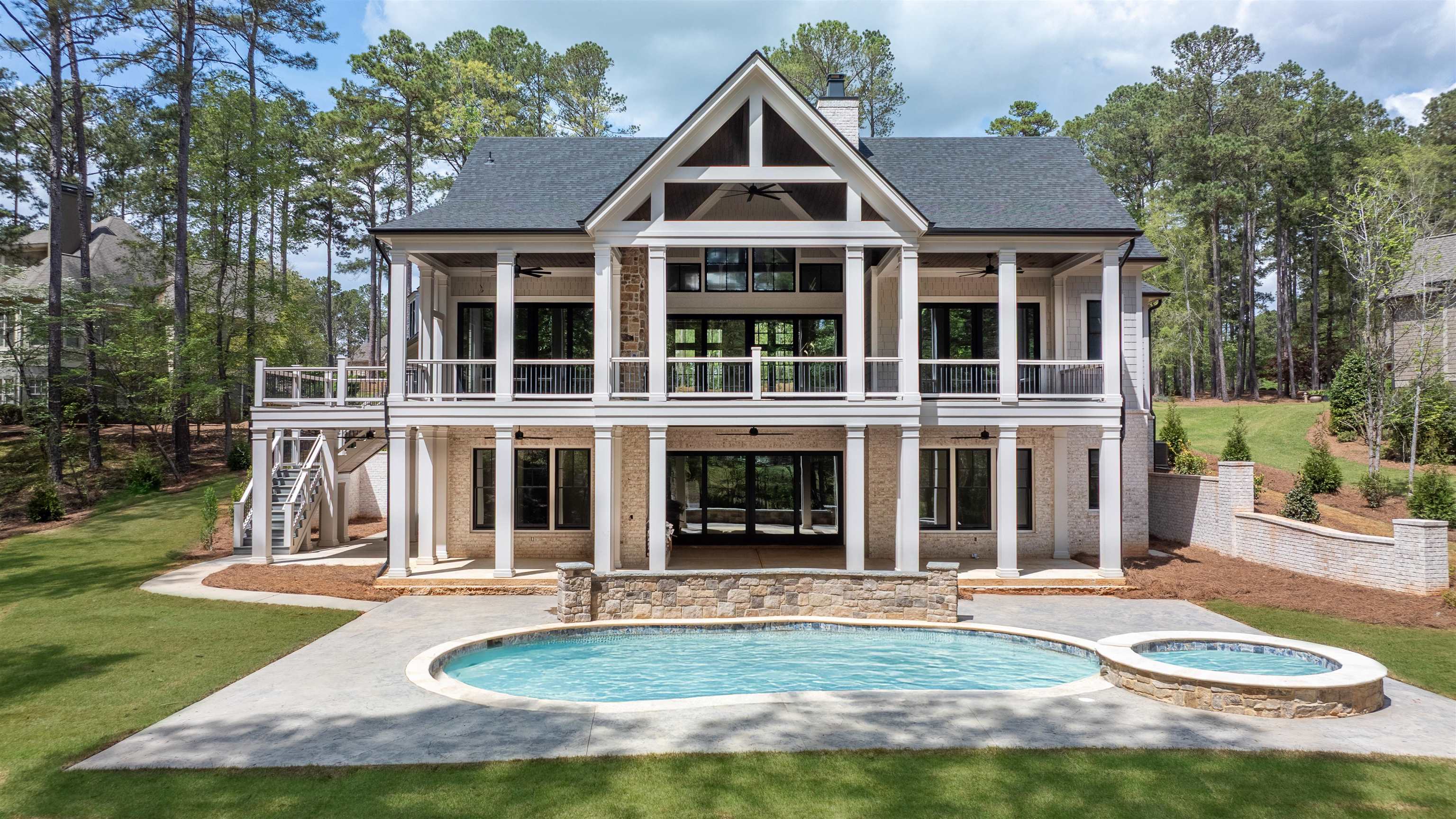 1111 SWIFT CREEK image 1