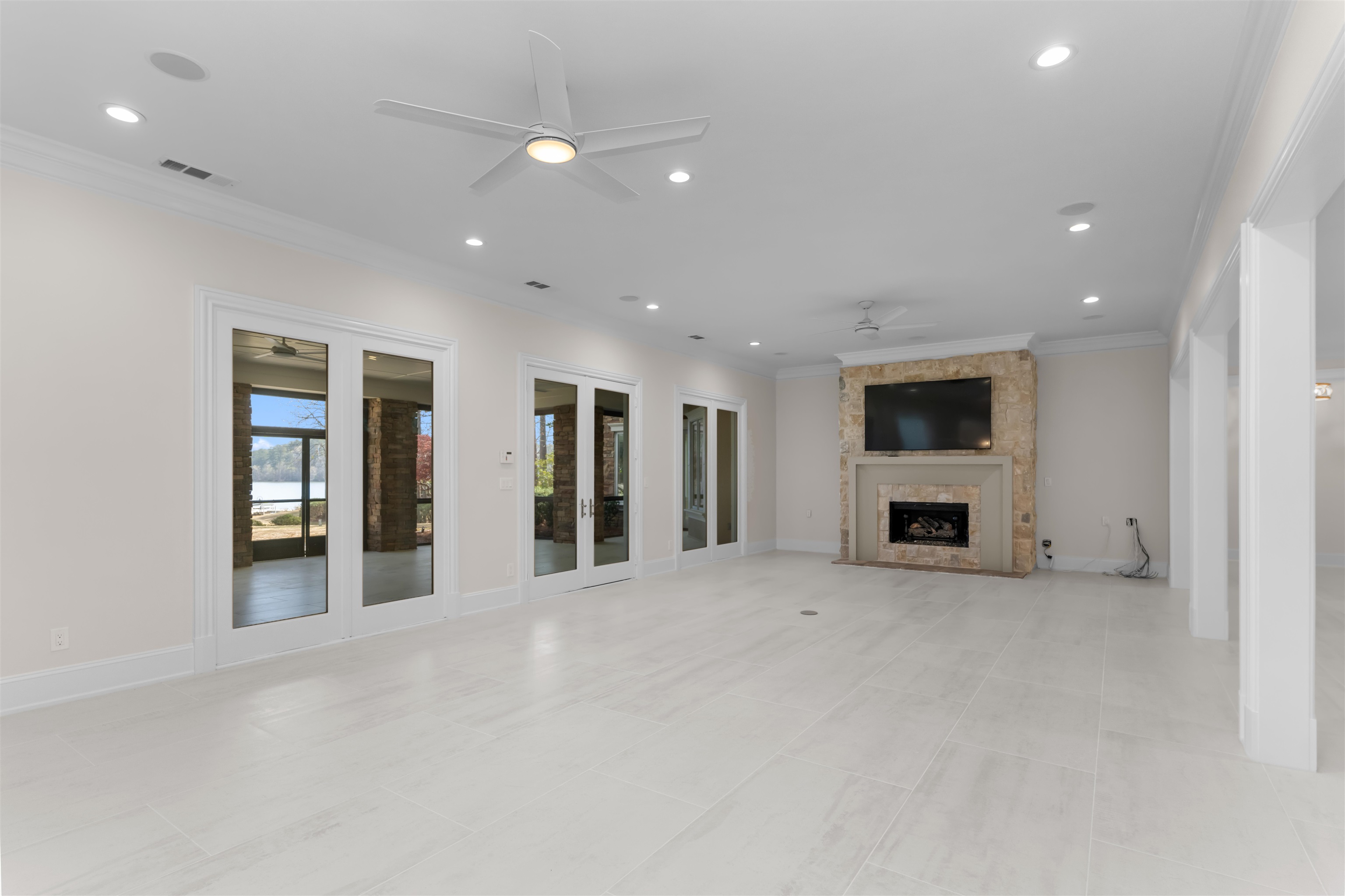 1070 PROSPERITY POINTE image 26