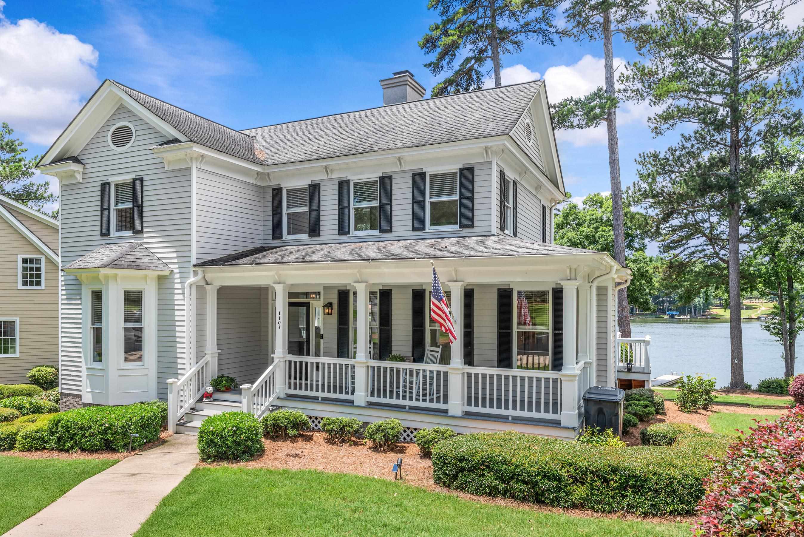 1103 VILLAGE LOOP image 1