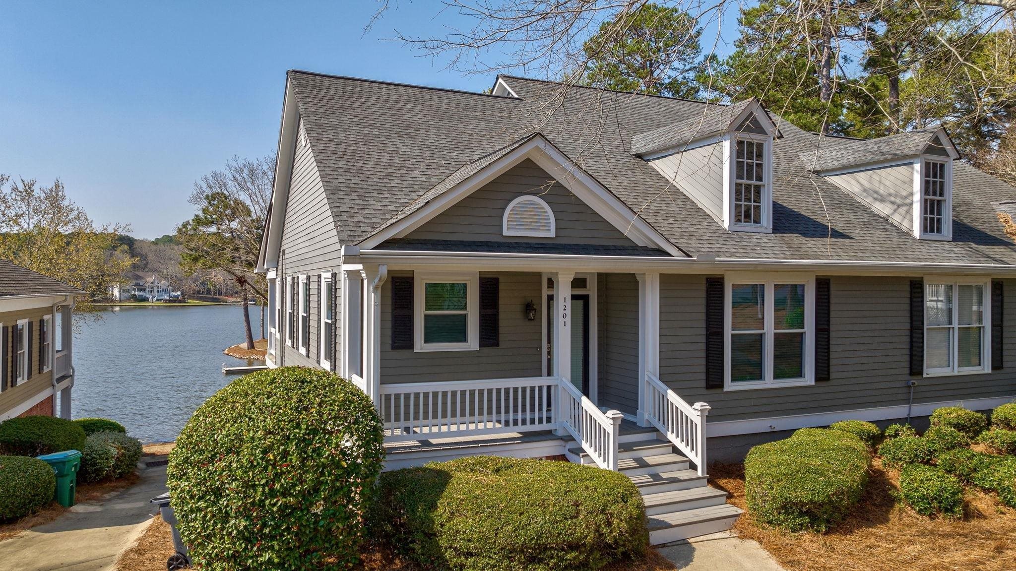 1201 MARINA COVE LANE image 2