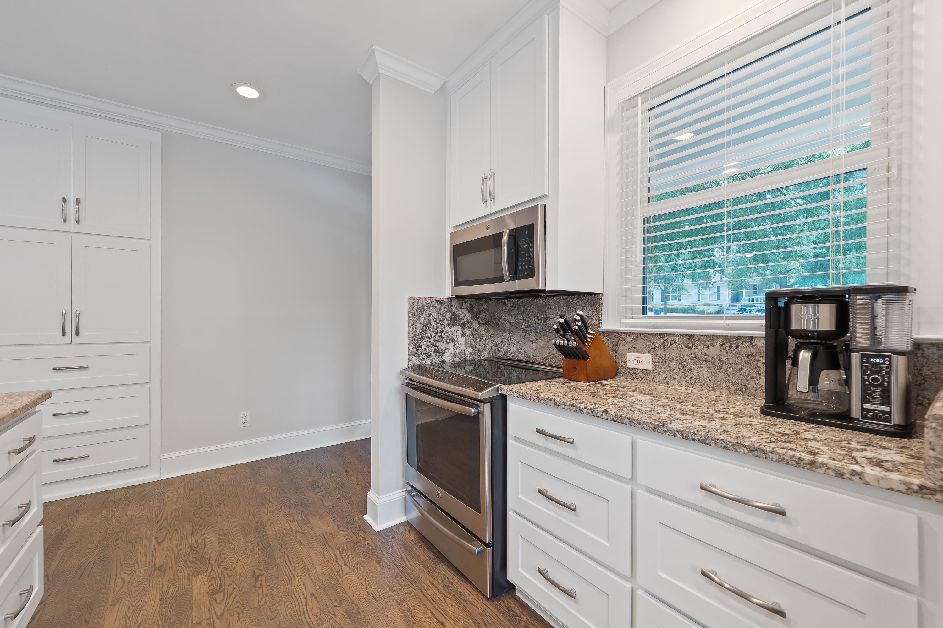 1201 MARINA COVE LANE image 7