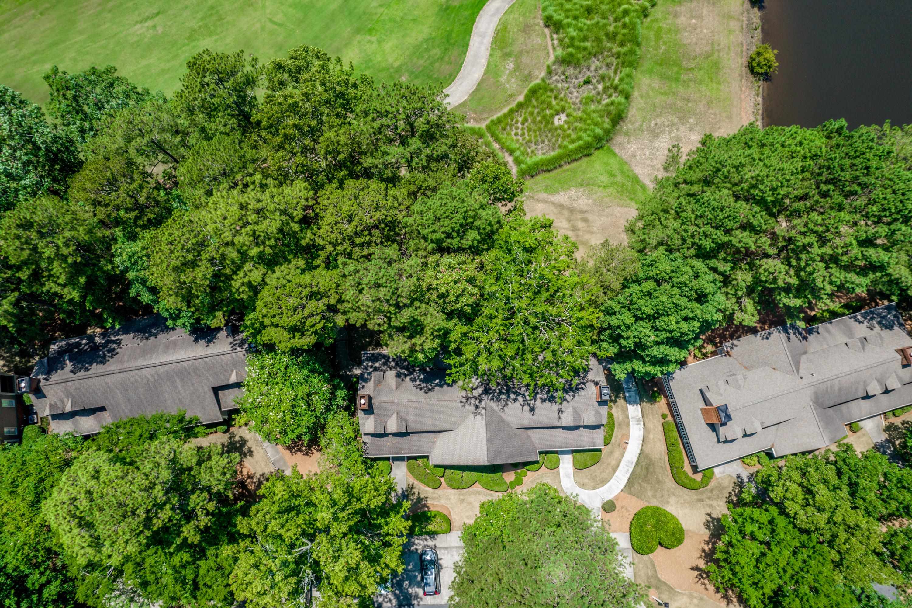 1043 B CLUB HOUSE LANE image 17