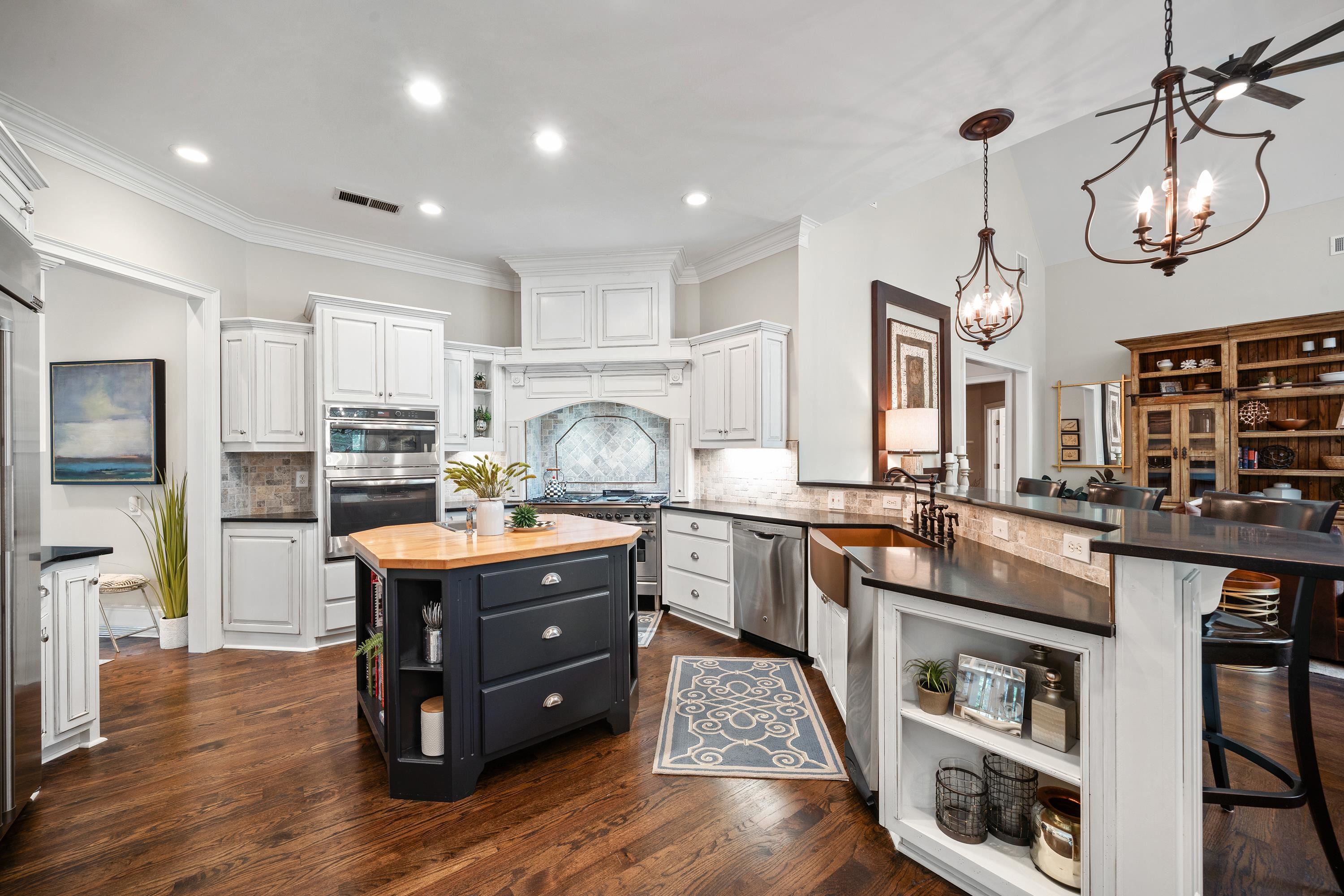 1011 CARTWRIGHT LANE image 9