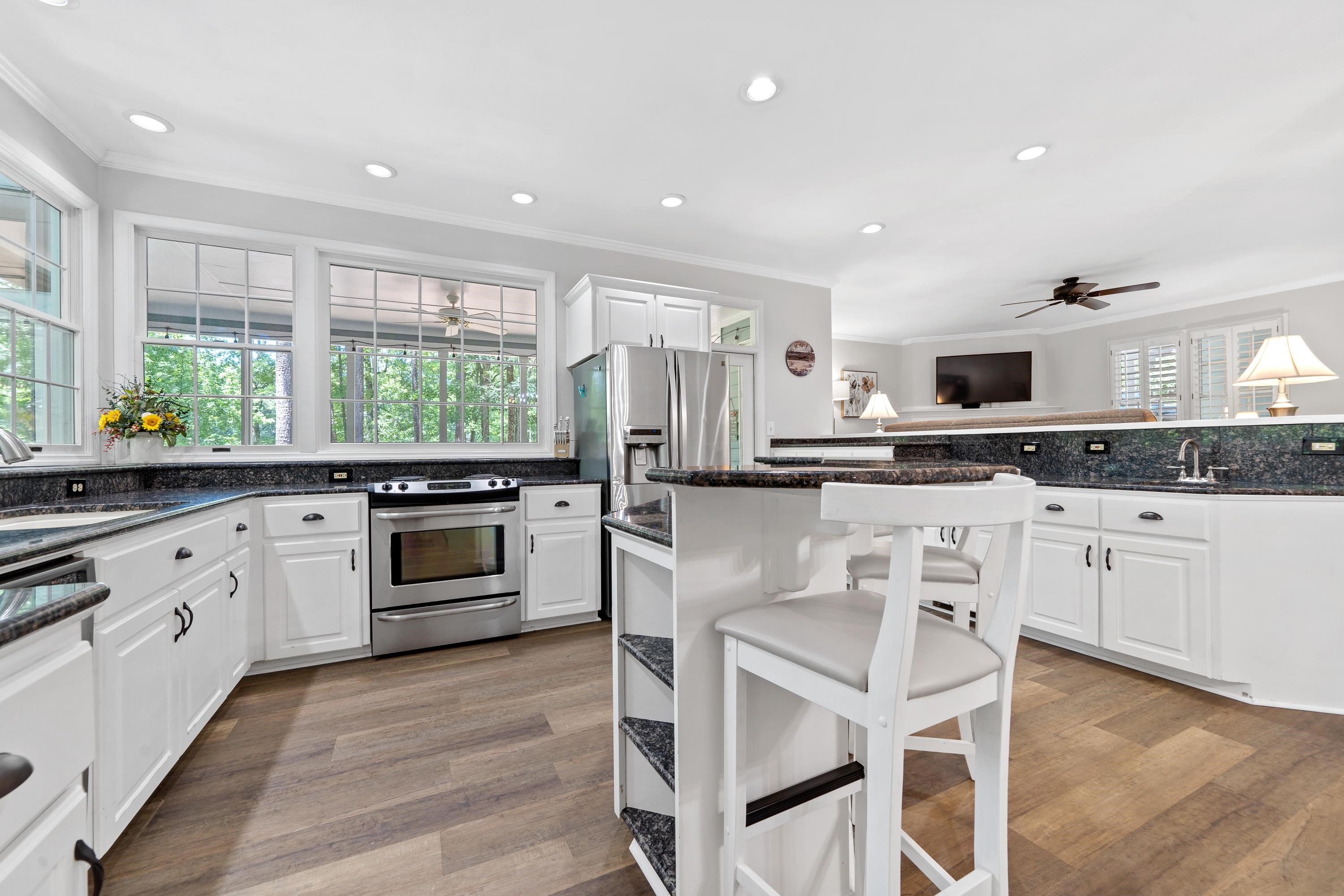 1015 PLANTERS TRAIL image 14